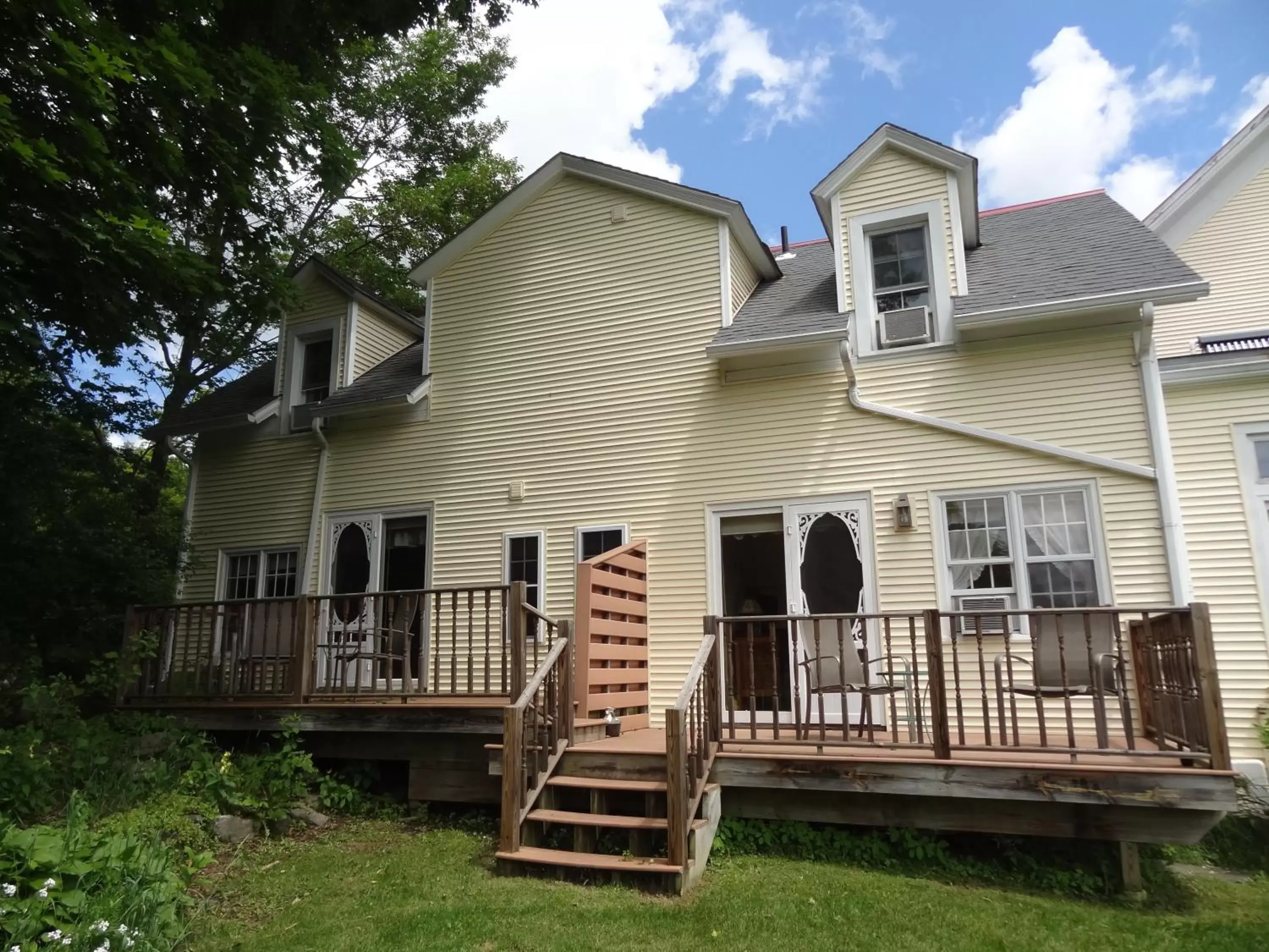 Property Building in Inn at Buck Hollow Farm