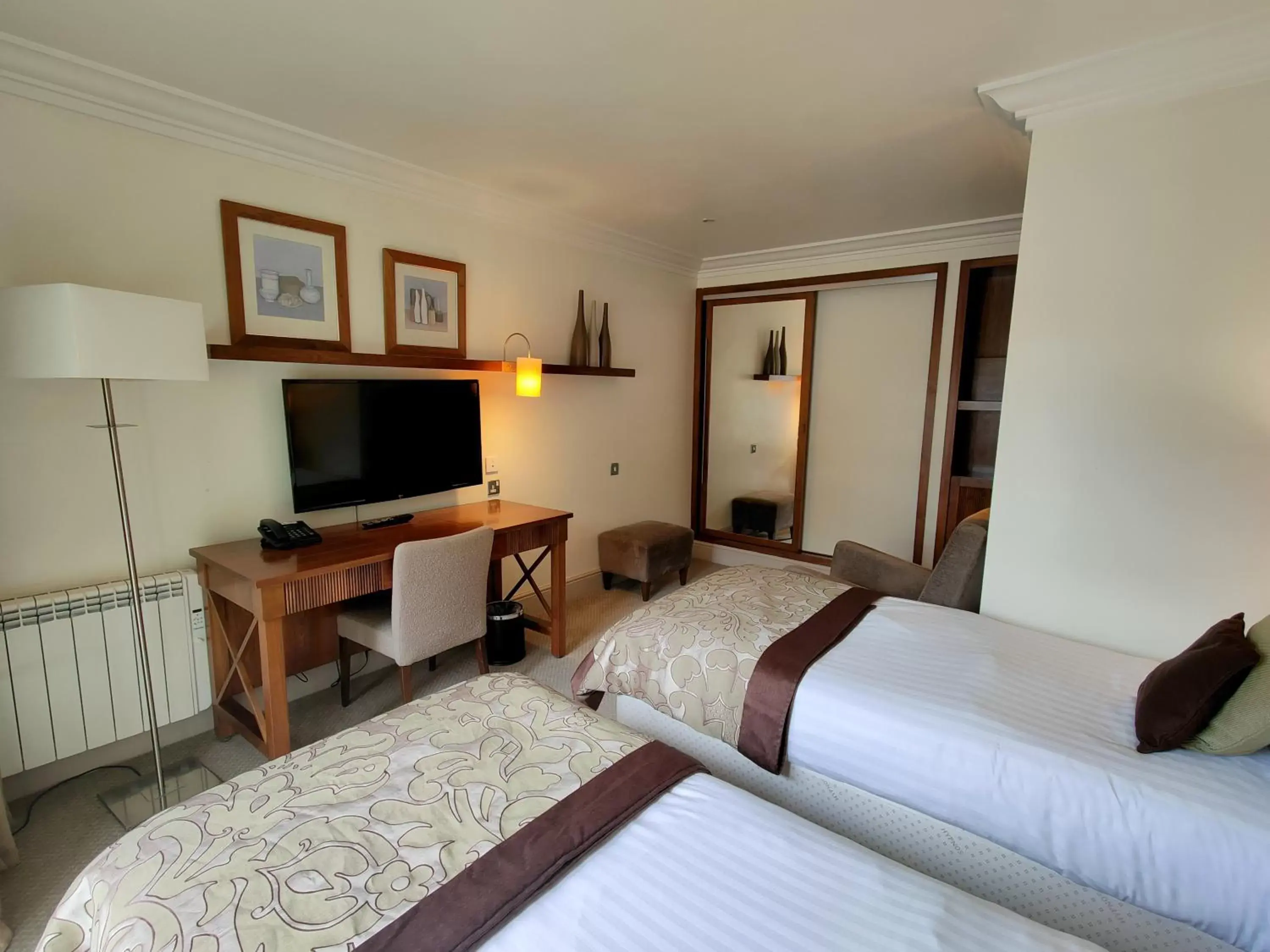 Main House Executive Twin Room in The Priest House On The River Main House Executive Twin Room in The Priest House On The River