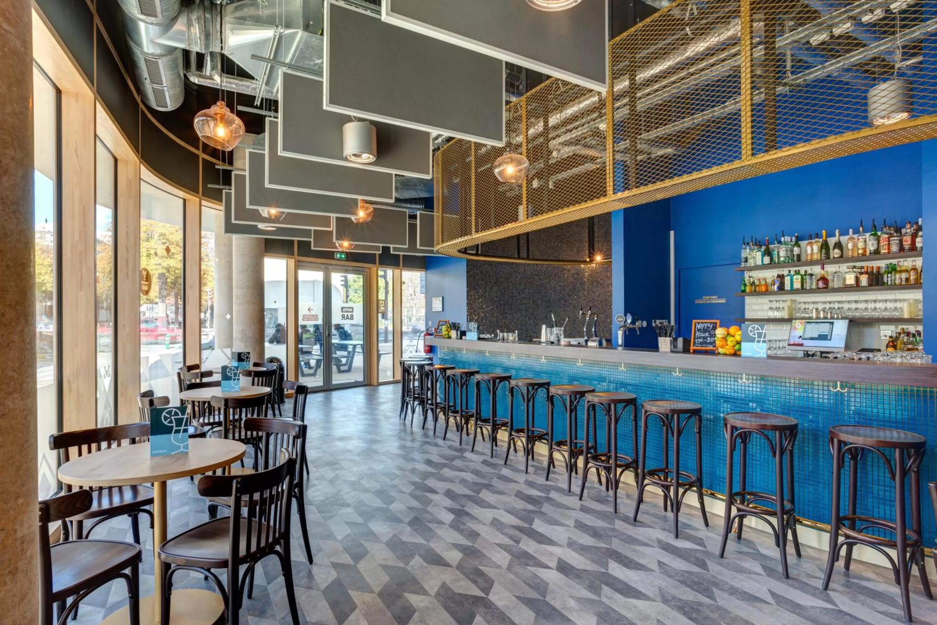 Lounge or bar, Lounge/Bar in MEININGER Hotel Paris Porte de Vincennes