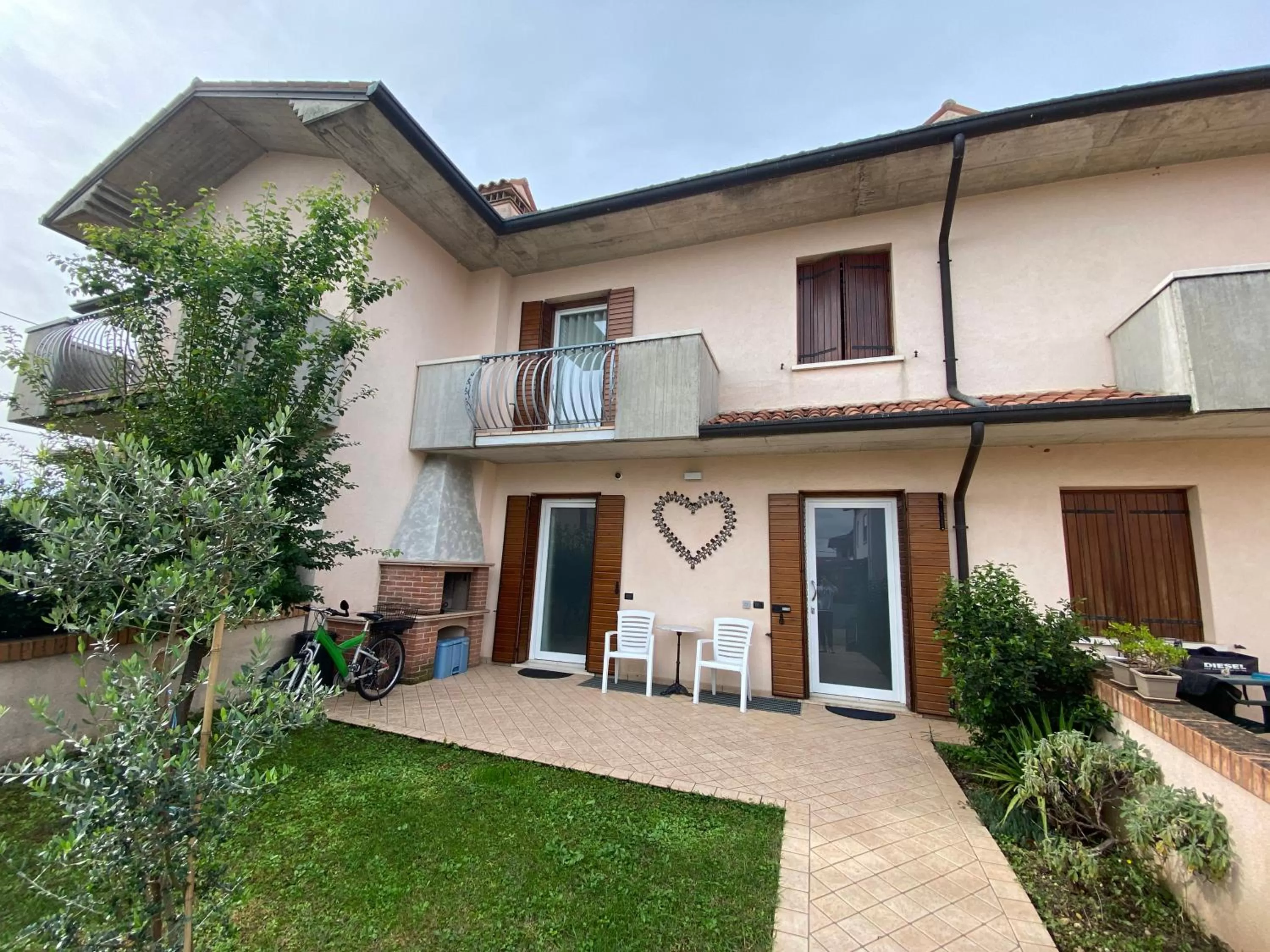 Property building in Le Fate Corbezzole