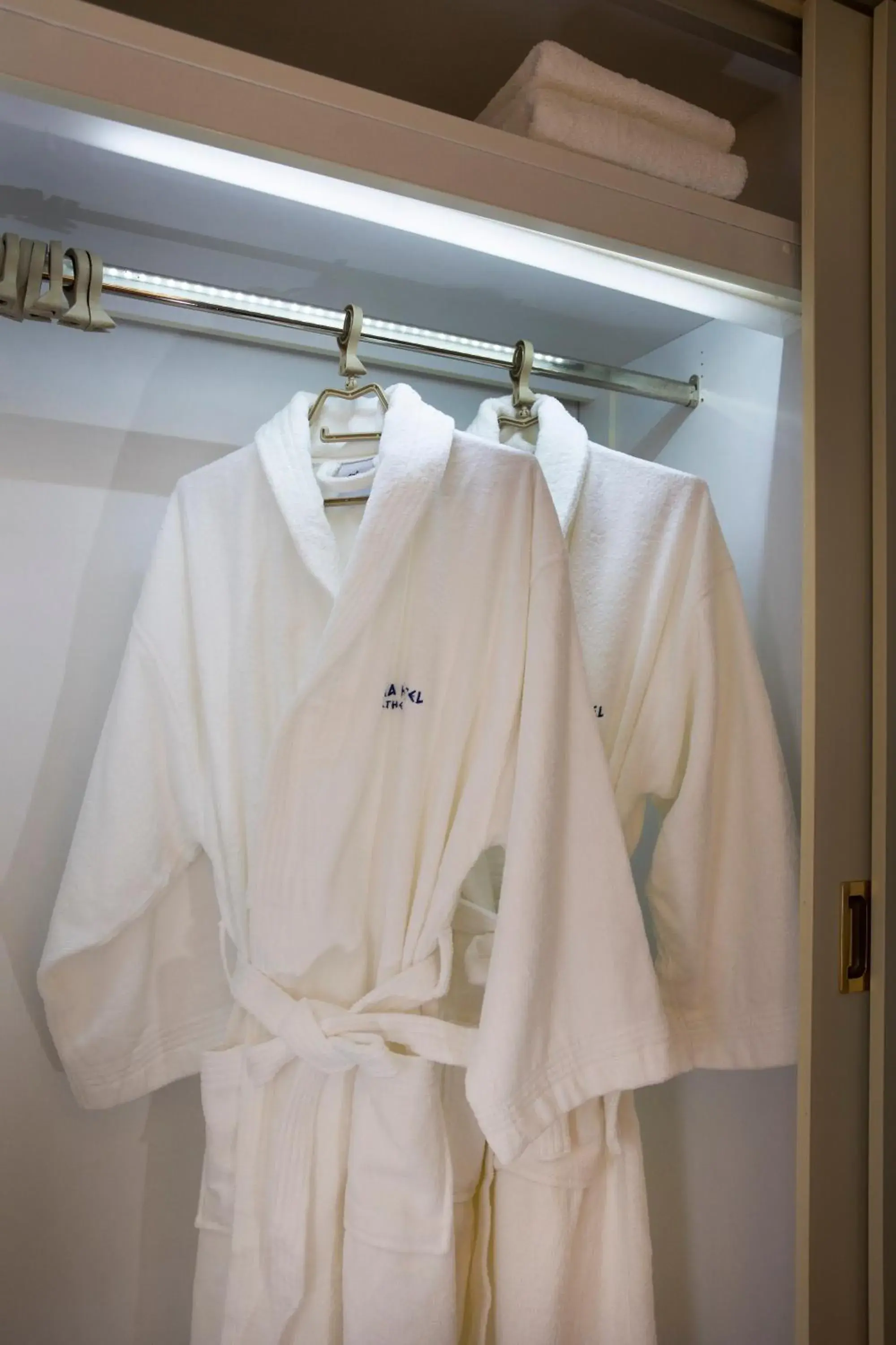 towels, Bathroom in Ilisia Hotel Athens