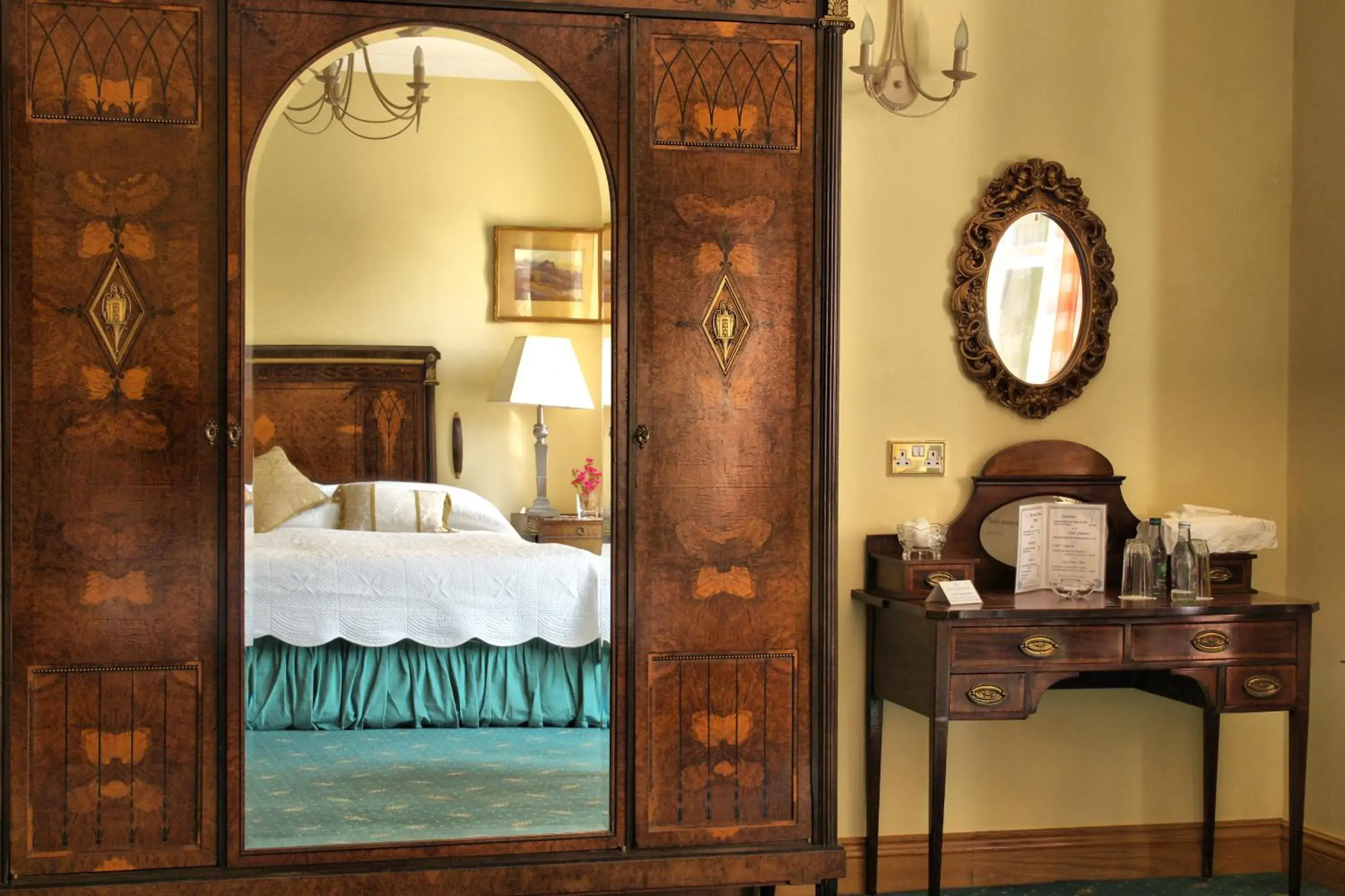 Decorative detail, Bed in Seaview House Hotel