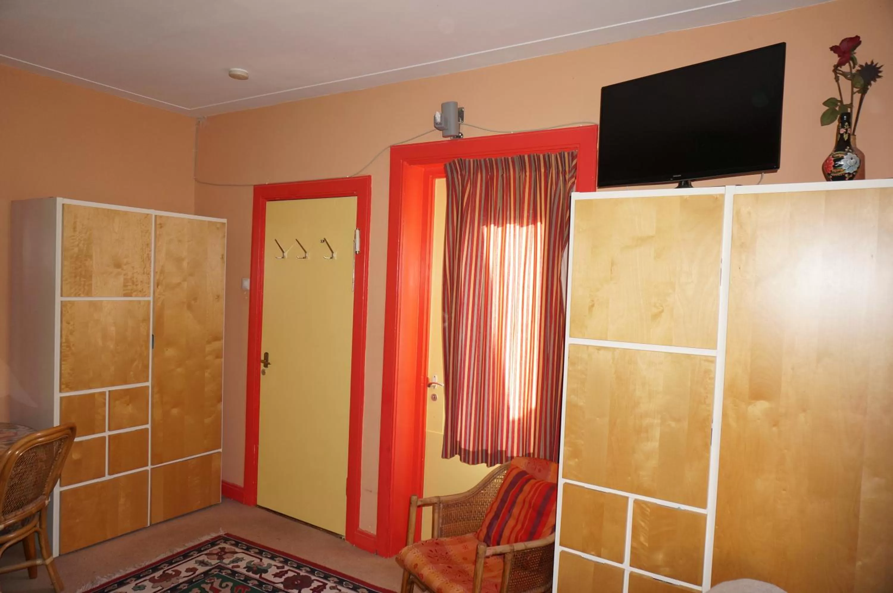 Seating area, Bathroom in Xaviera's Bed and Breakfast