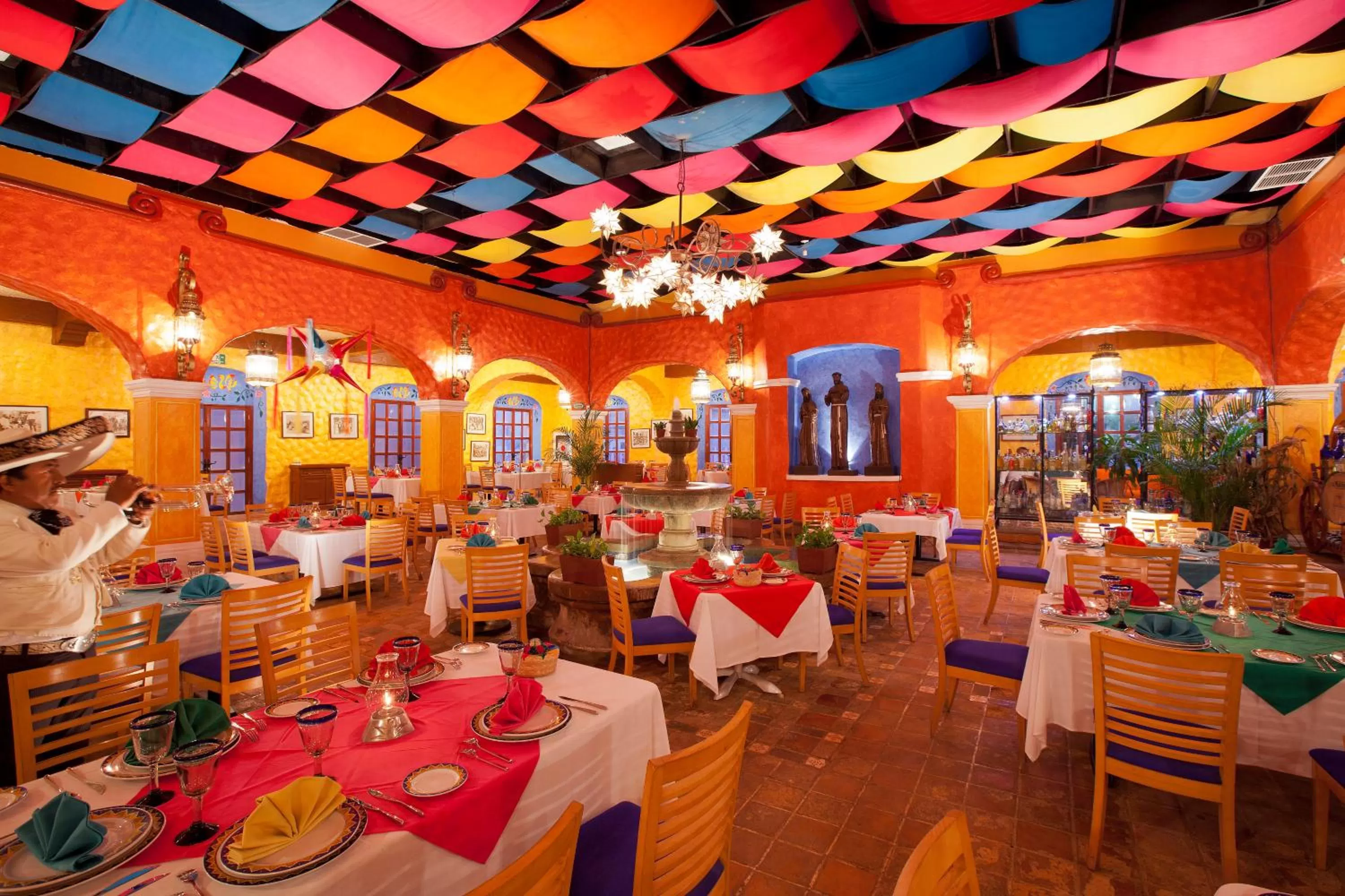 Restaurant/places to eat in Krystal Cancun