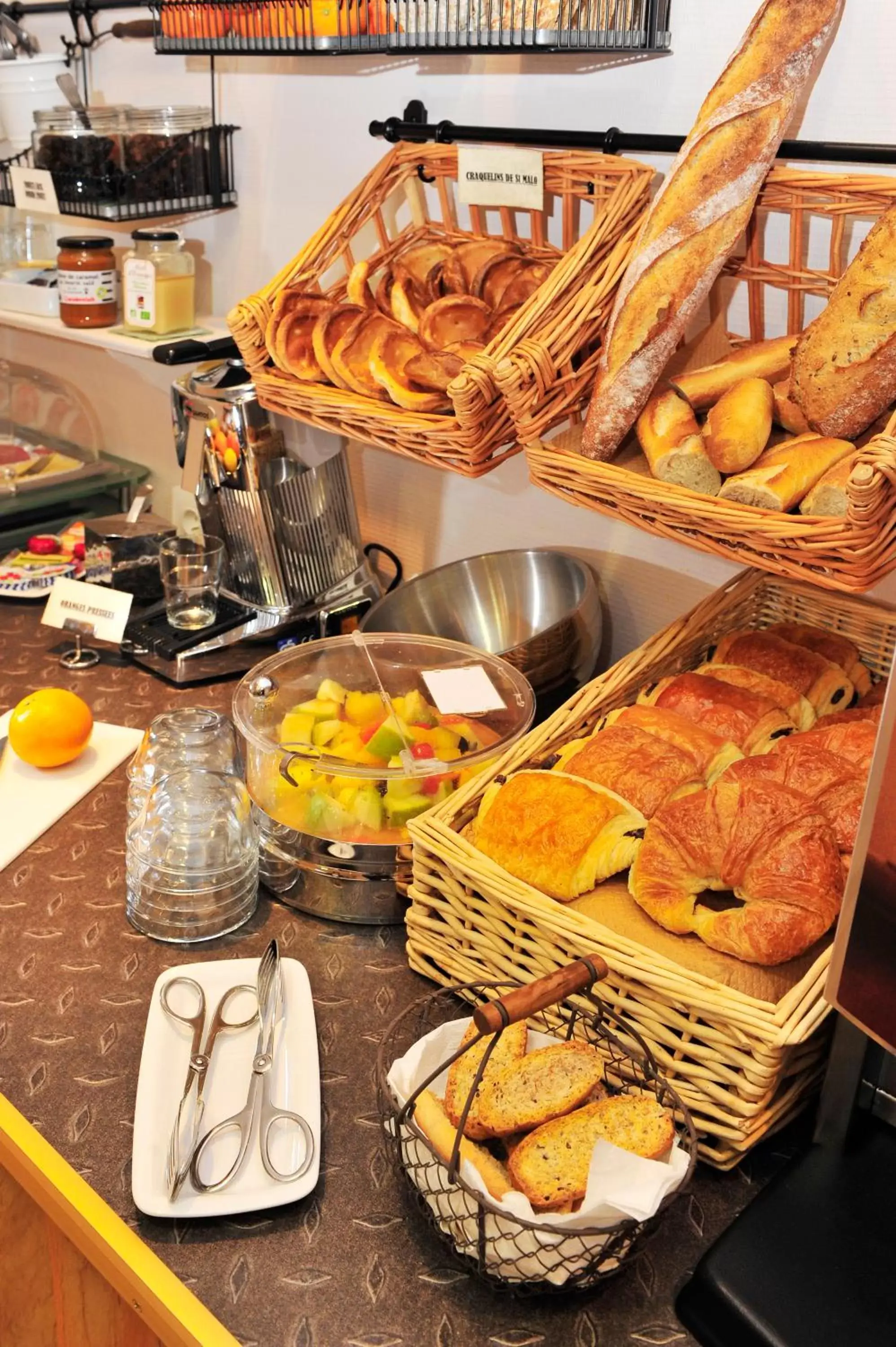 Restaurant/places to eat, Breakfast in Best Western Hôtel Des Voyageurs