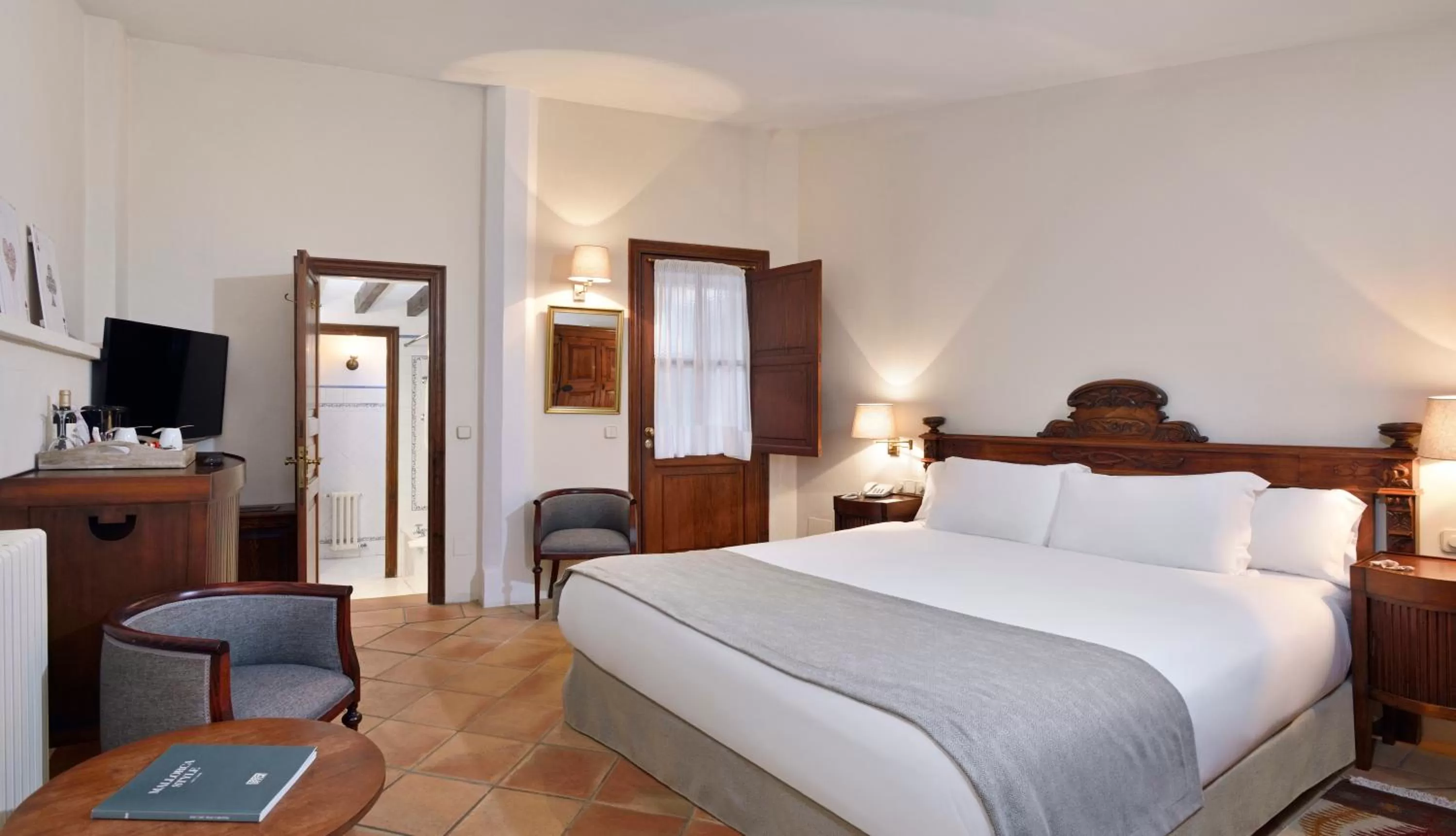 Bedroom, Bed in Hotel San Lorenzo - Adults Only