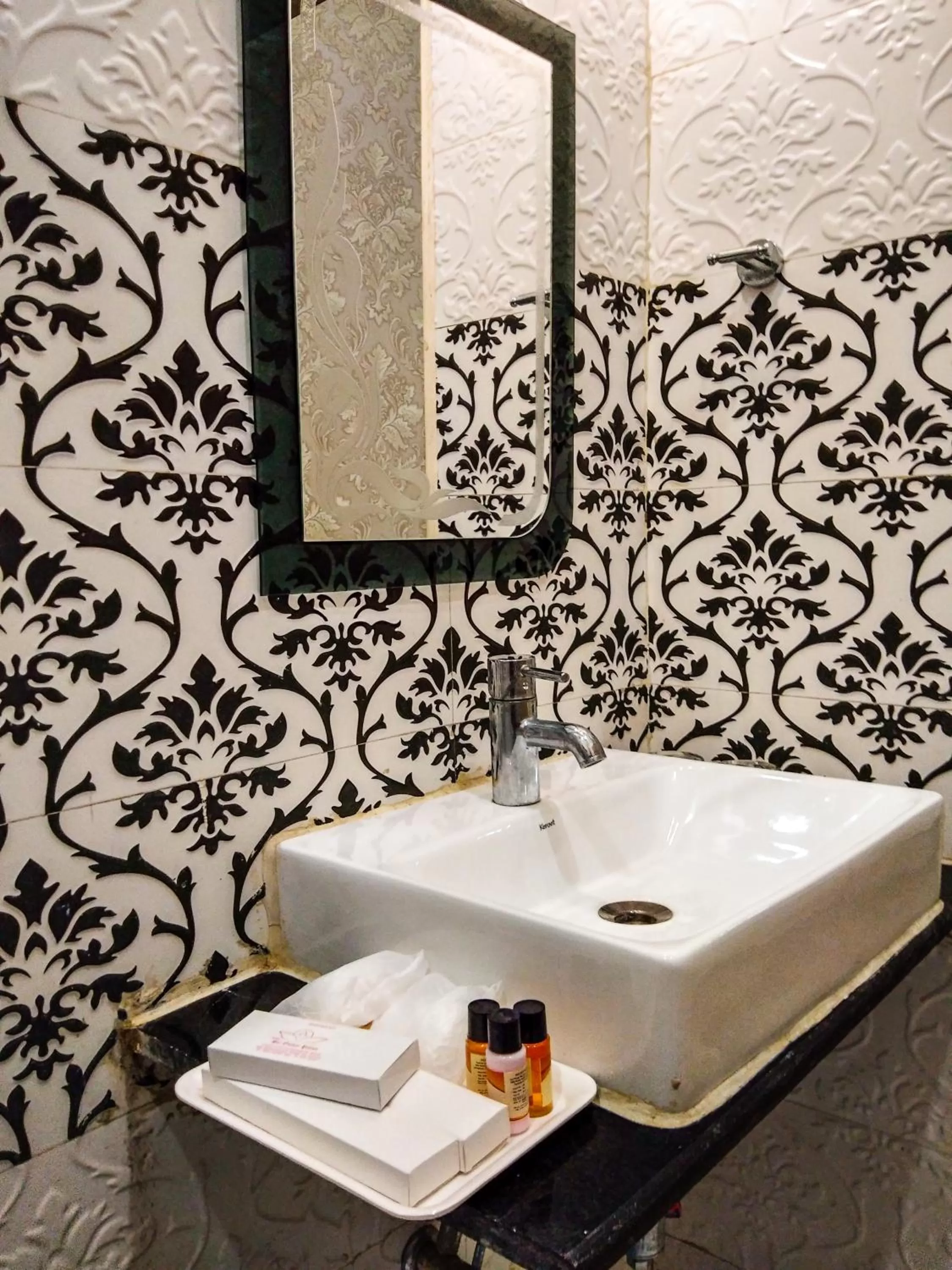 Bathroom in Dwivedi Hotels Sri Omkar Palace