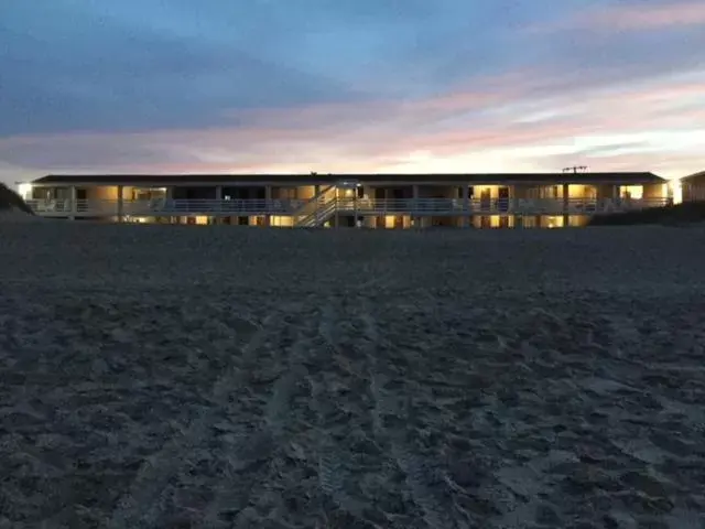 Outer Banks Motor Lodge