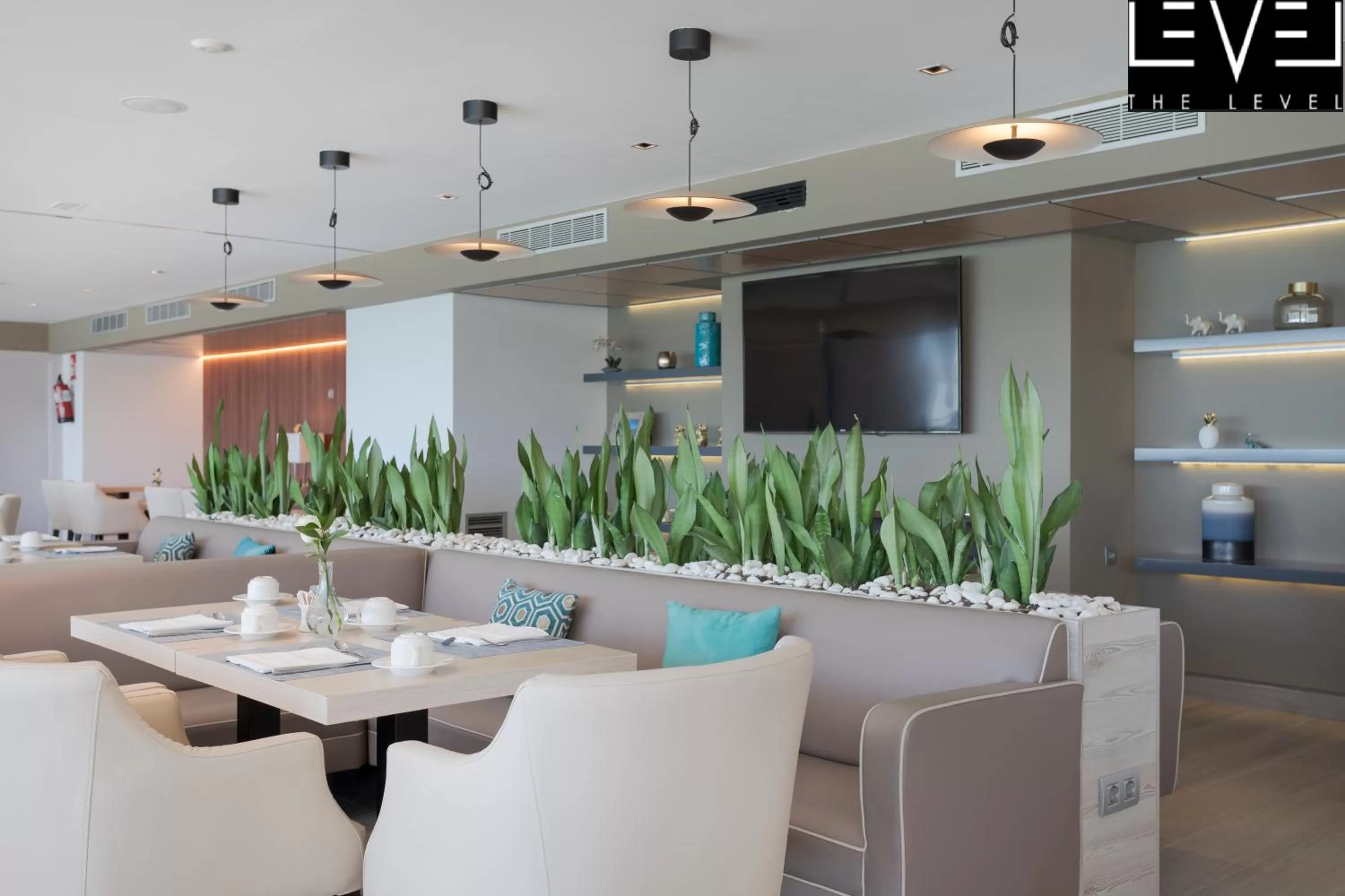 Lounge or bar in Melia Alicante