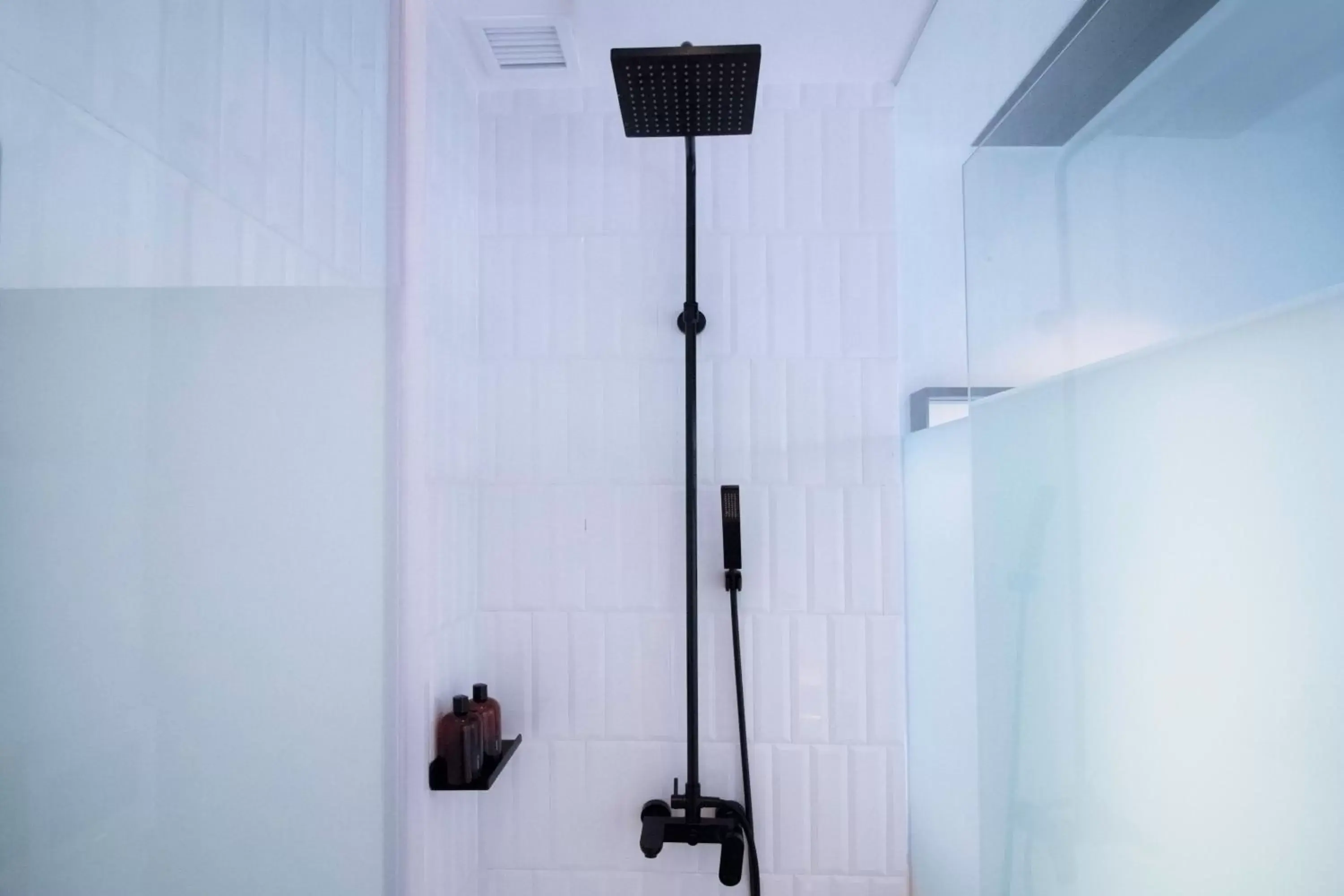 Shower, Bathroom in Hotel NuVe Elements