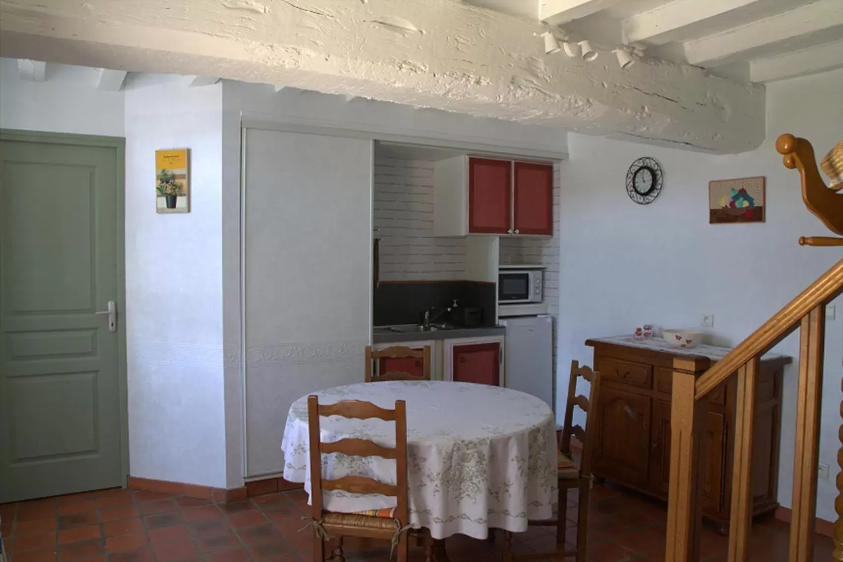 Kitchen/Kitchenette in Chambre d hote La Roussiere