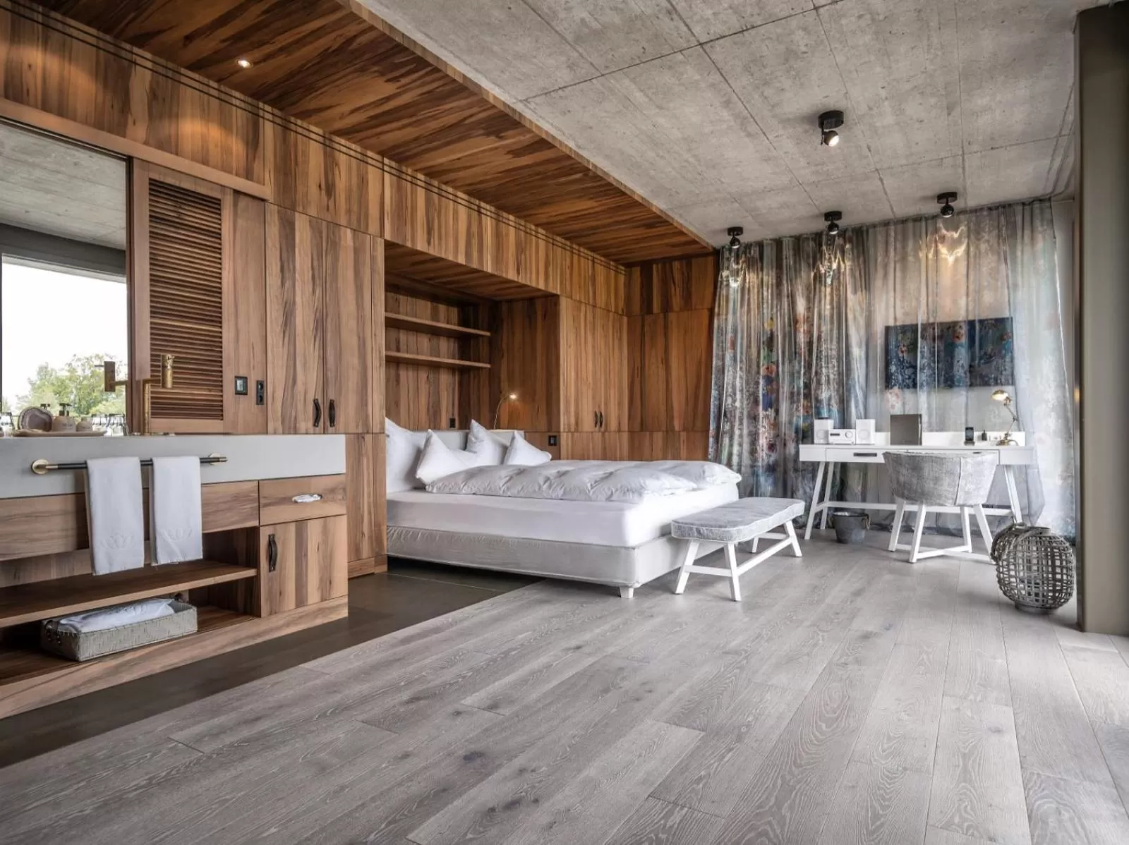 Bedroom, Bed in Seerose Resort & Spa