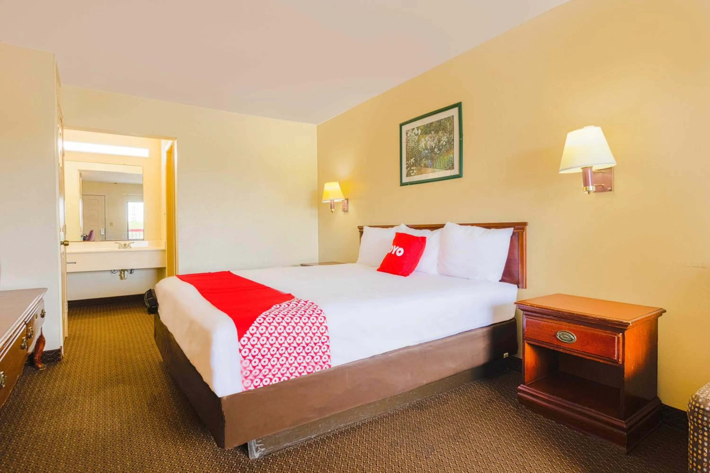 Bedroom, Bed in Coastal Inn Corpus Christi