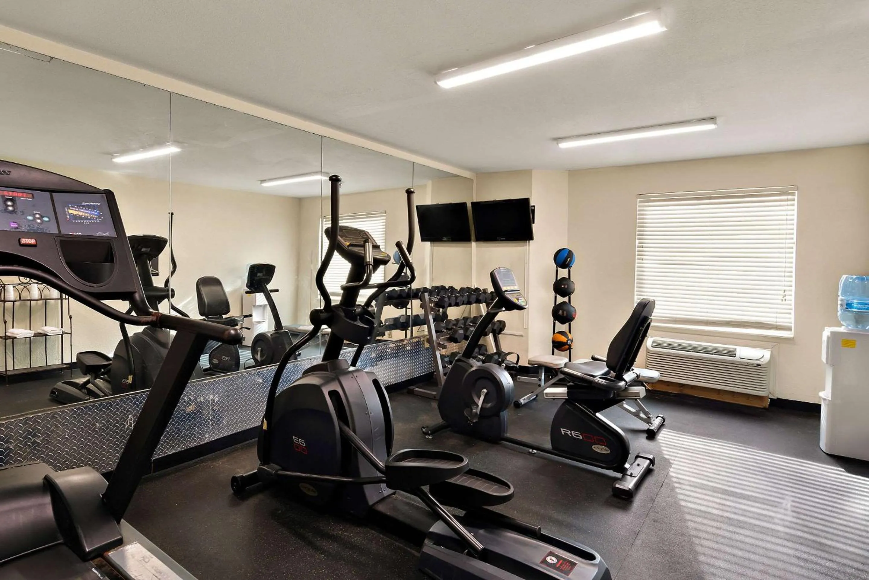 Fitness centre/facilities in Quality Inn Memphis Northeast near I-40