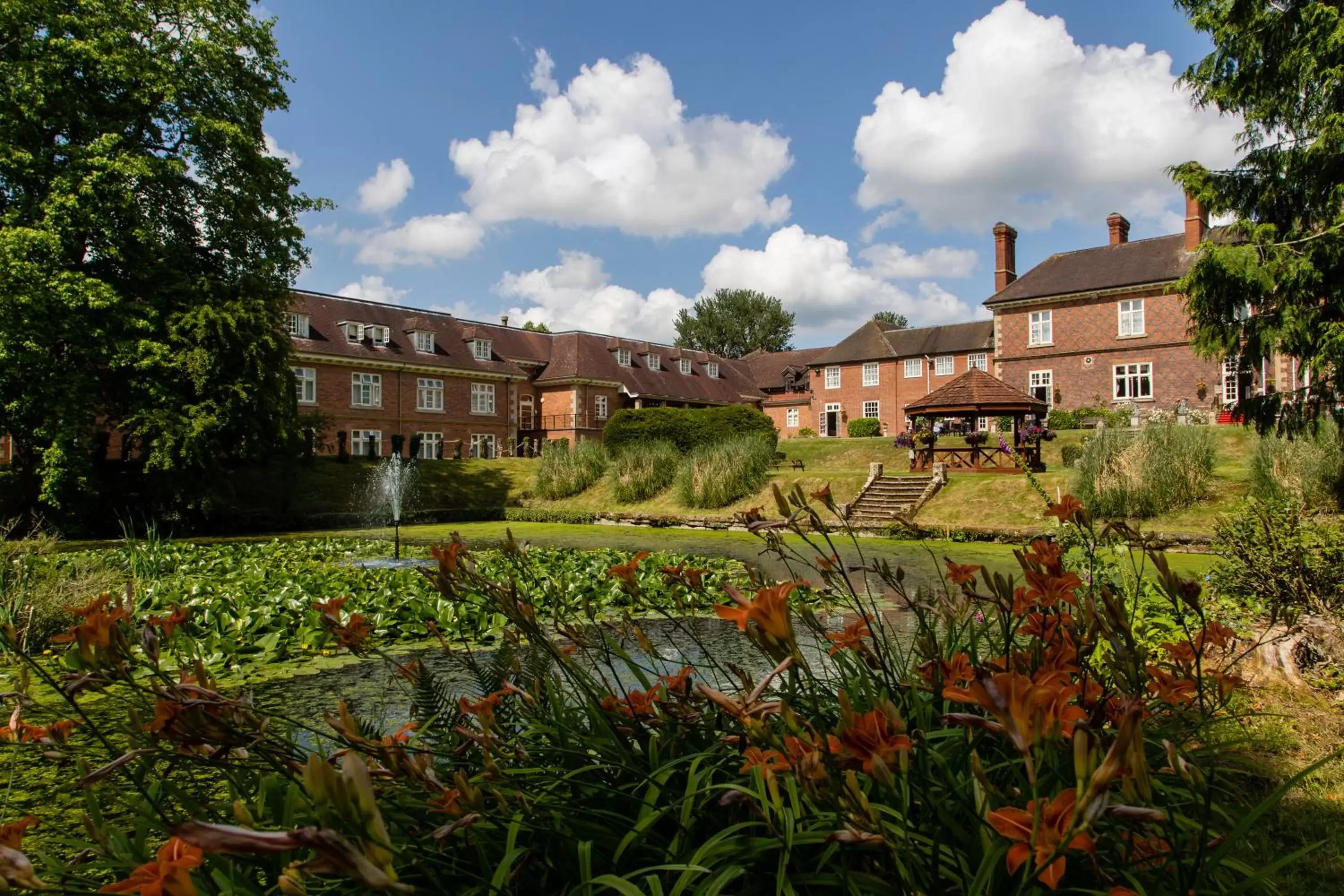 Lake view, Property Building in Mercure Shrewsbury Albrighton Hall Hotel & Spa