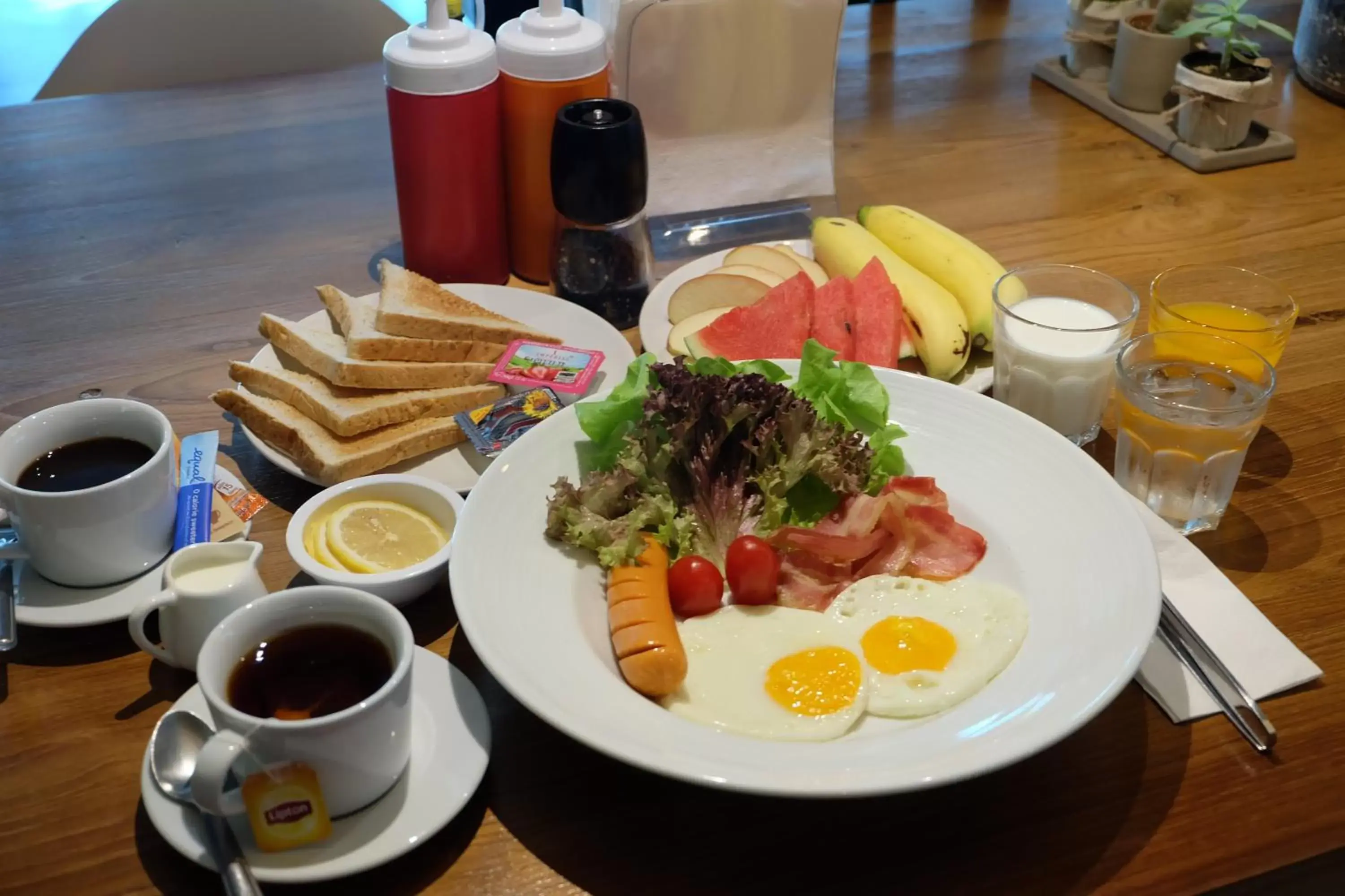 American breakfast, Breakfast in De Botan Srinakarin Hotel & Residence