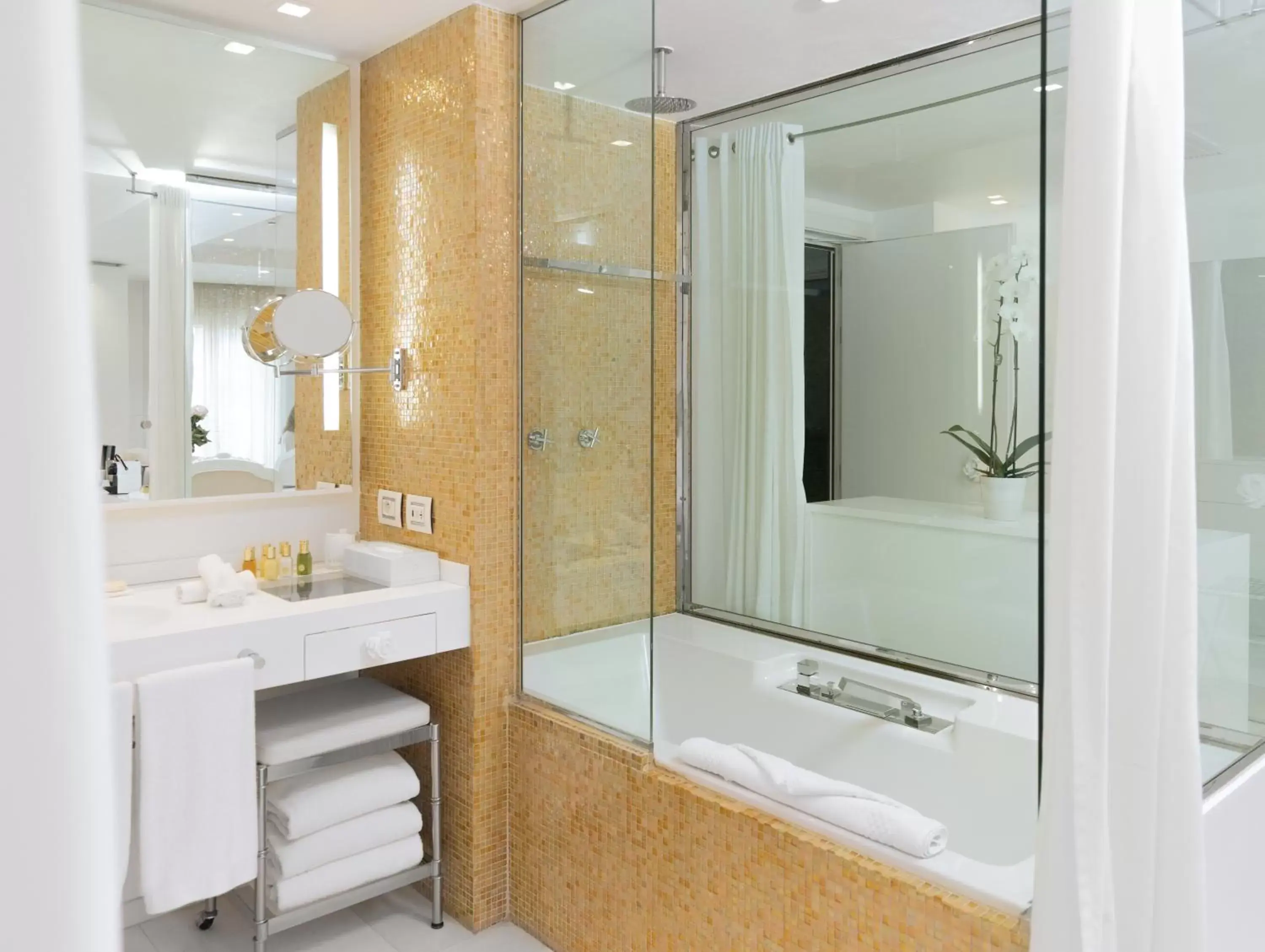 Bathroom in Boscolo Nice Hotel & Spa
