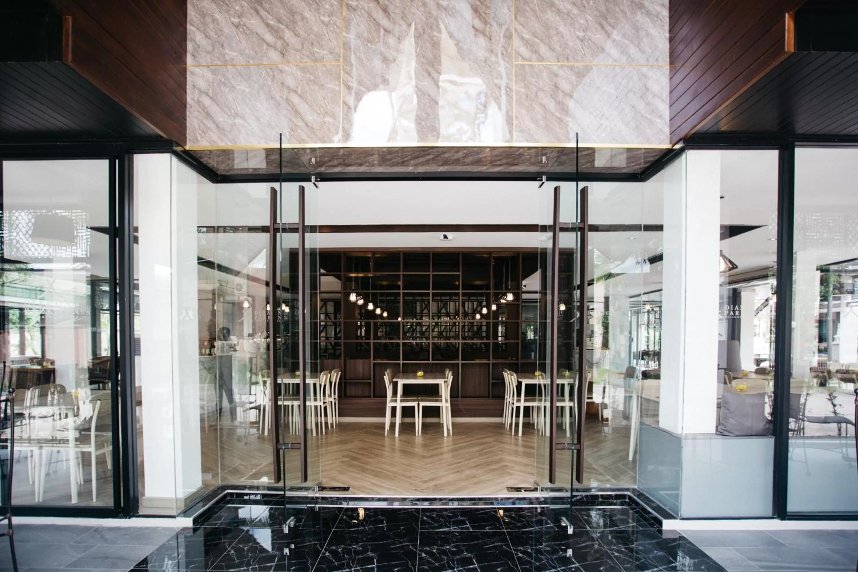 Restaurant/places to eat in Diamond Park Inn Chiangrai & Resort