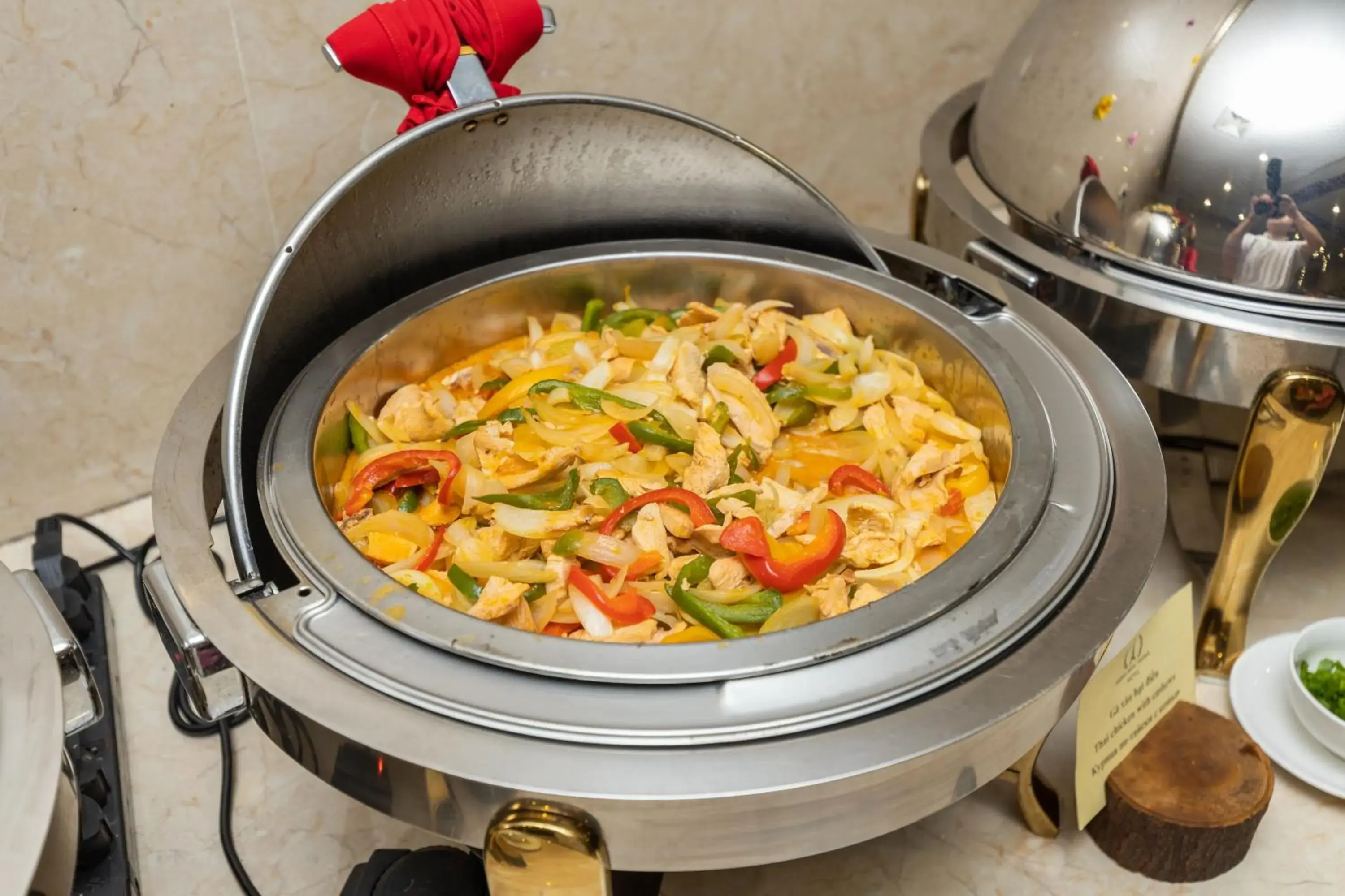 Restaurant/places to eat in Paris Luxury Hotel & Apartment Nha Trang Restaurant/places to eat in Paris Luxury Hotel & Apartment Nha Trang