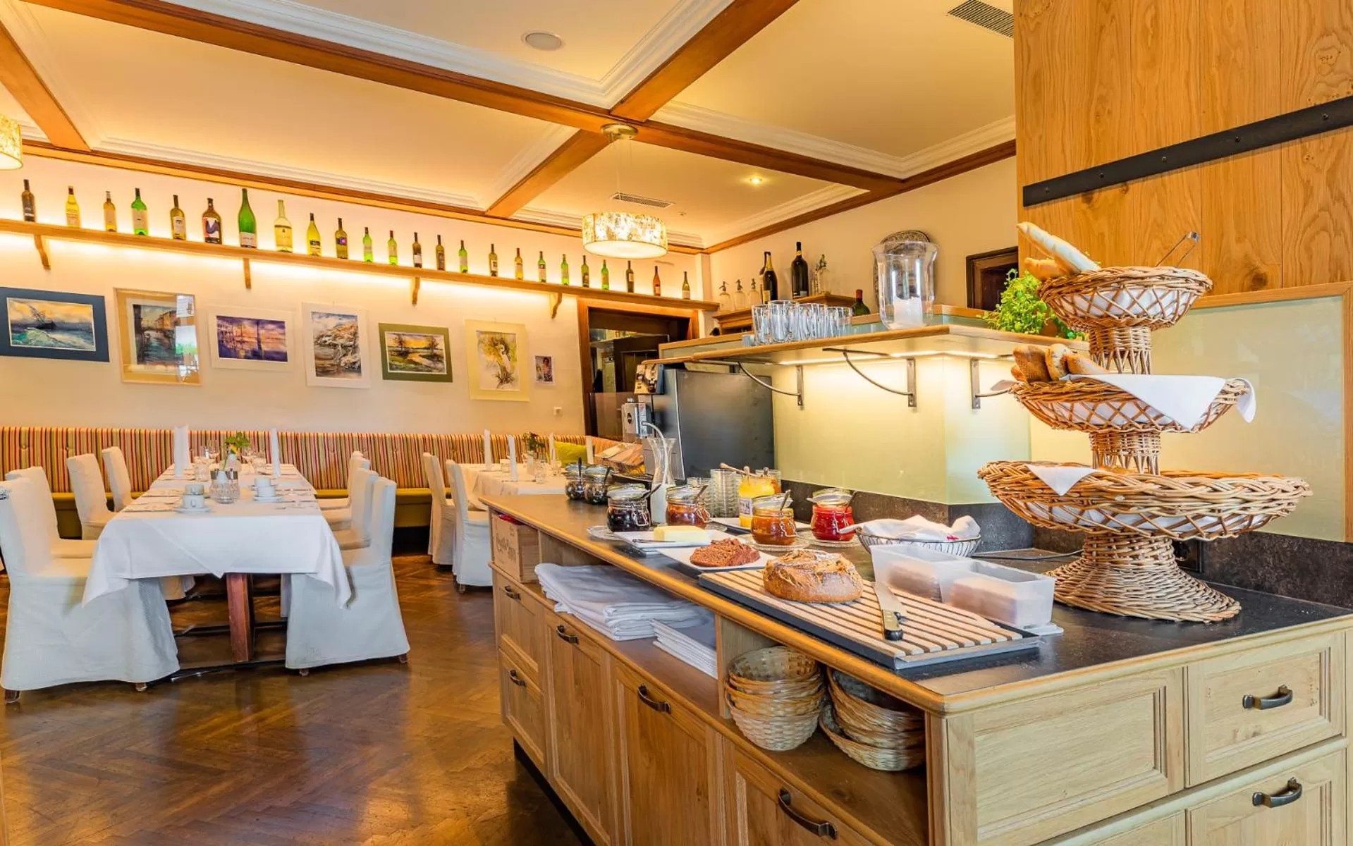 Buffet breakfast in Hotel Post Hönigwirt