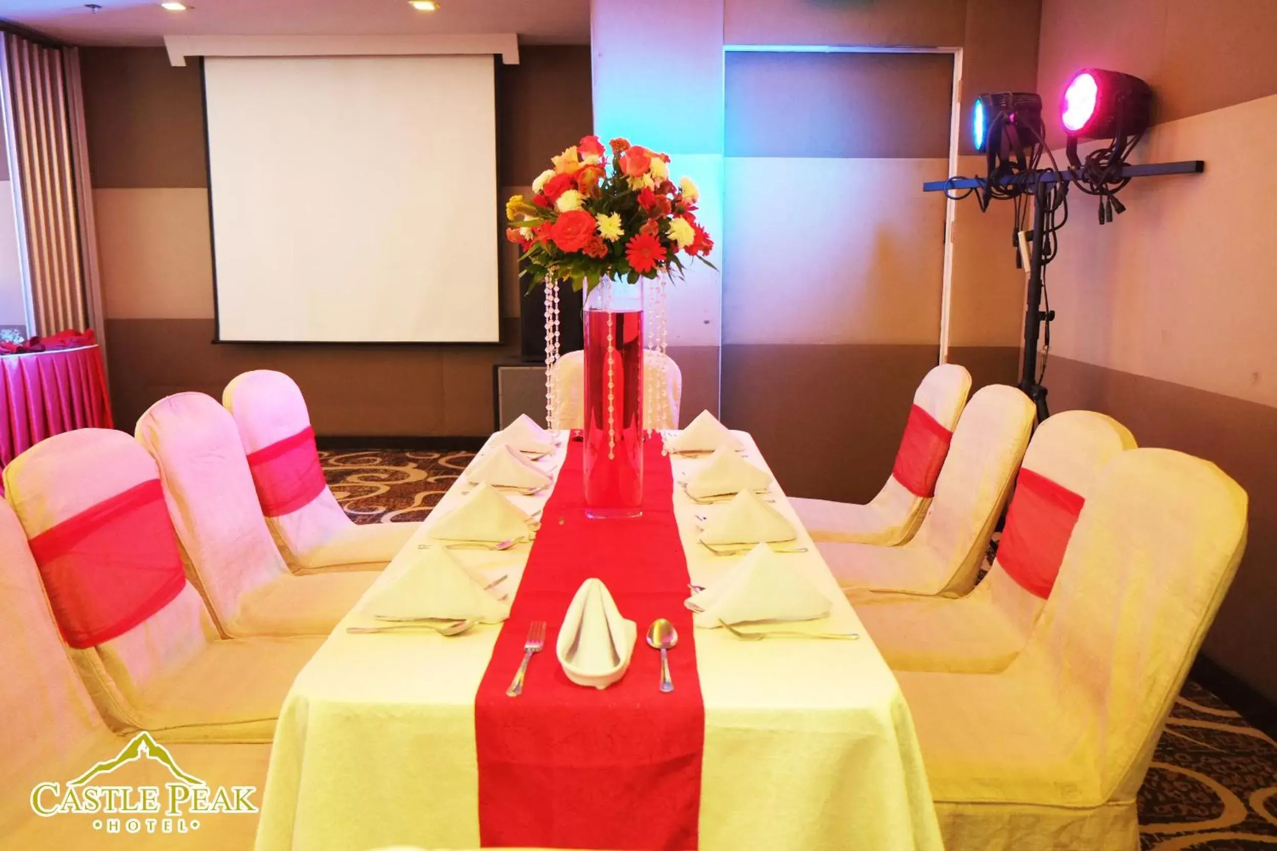 Banquet/Function facilities in Castle Peak Hotel