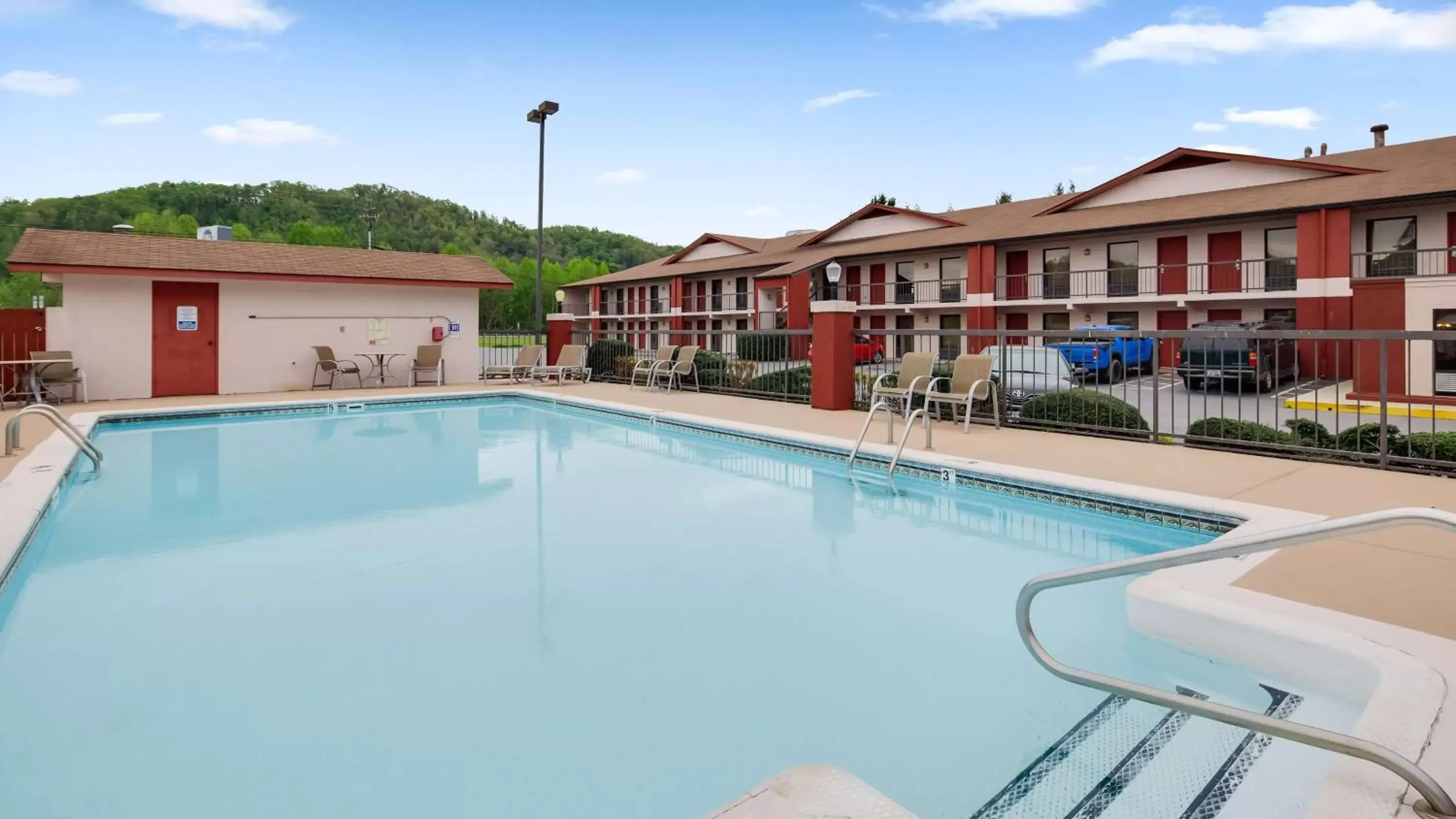 On site, Swimming Pool in Best Western of Murphy