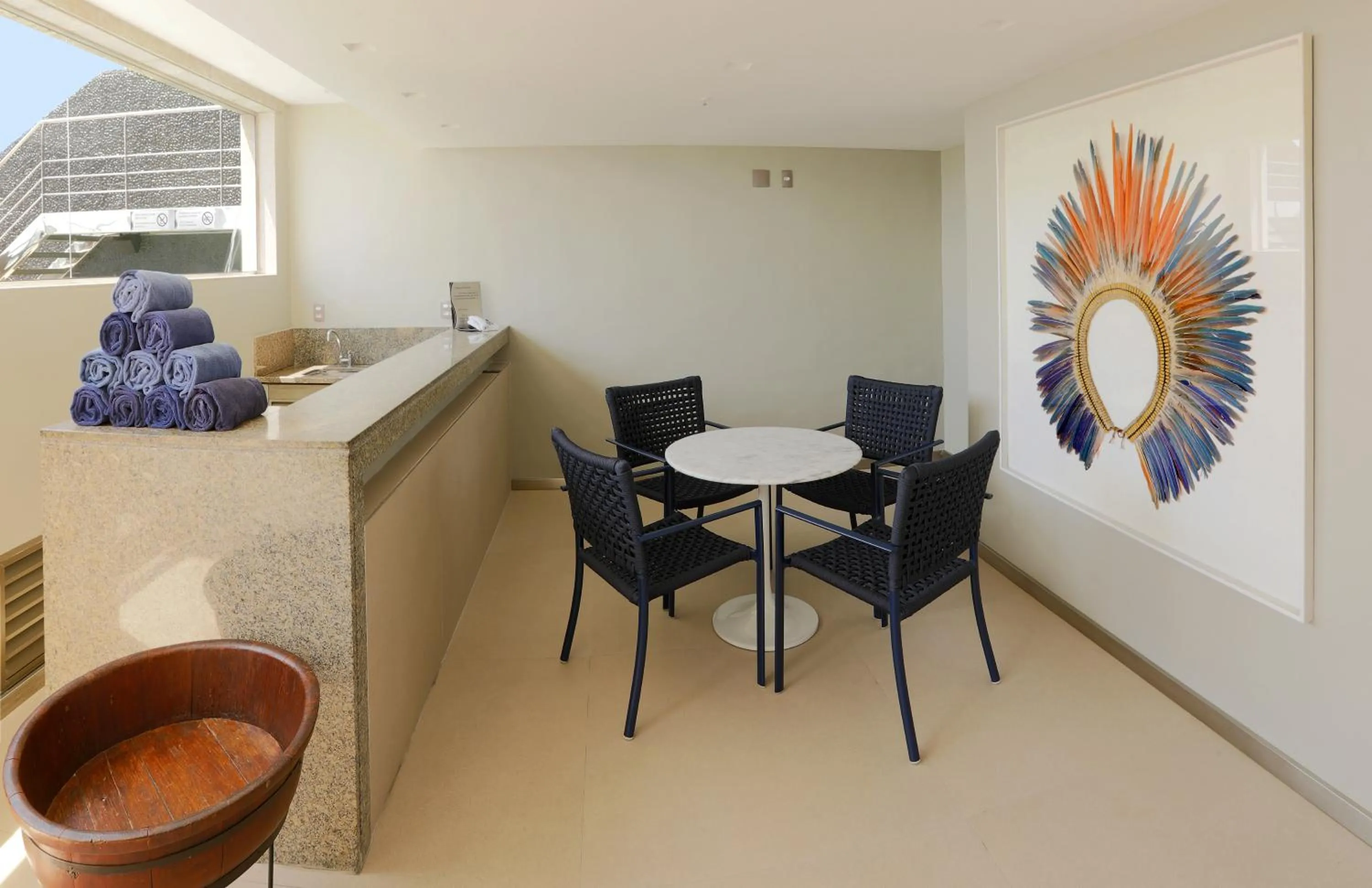 Lounge or bar in Orla Copacabana Hotel