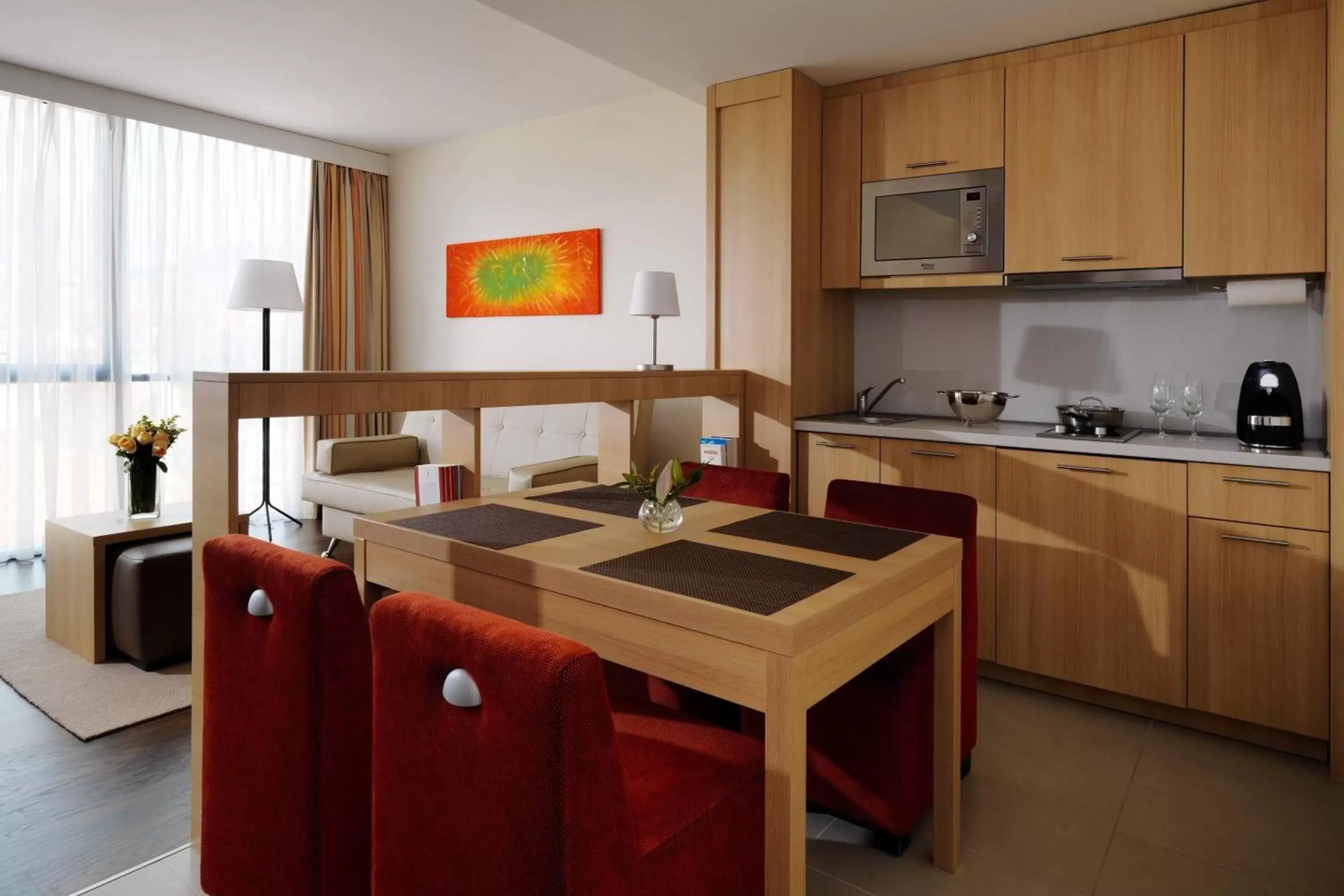 Bedroom, Kitchen/Kitchenette in Residence Inn by Marriott Sarajevo