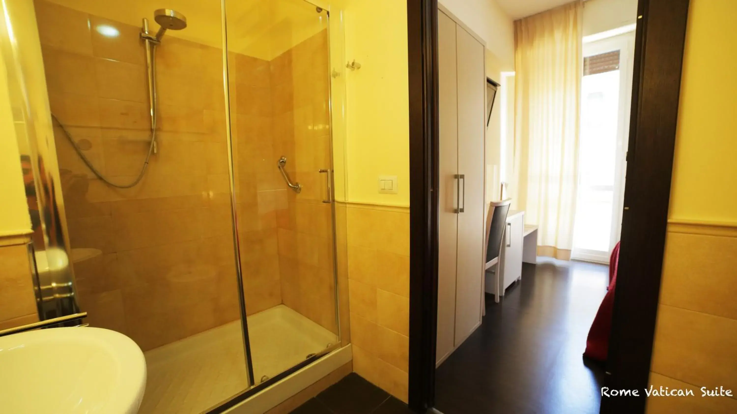 Shower, Bathroom in Rome Vatican Suite