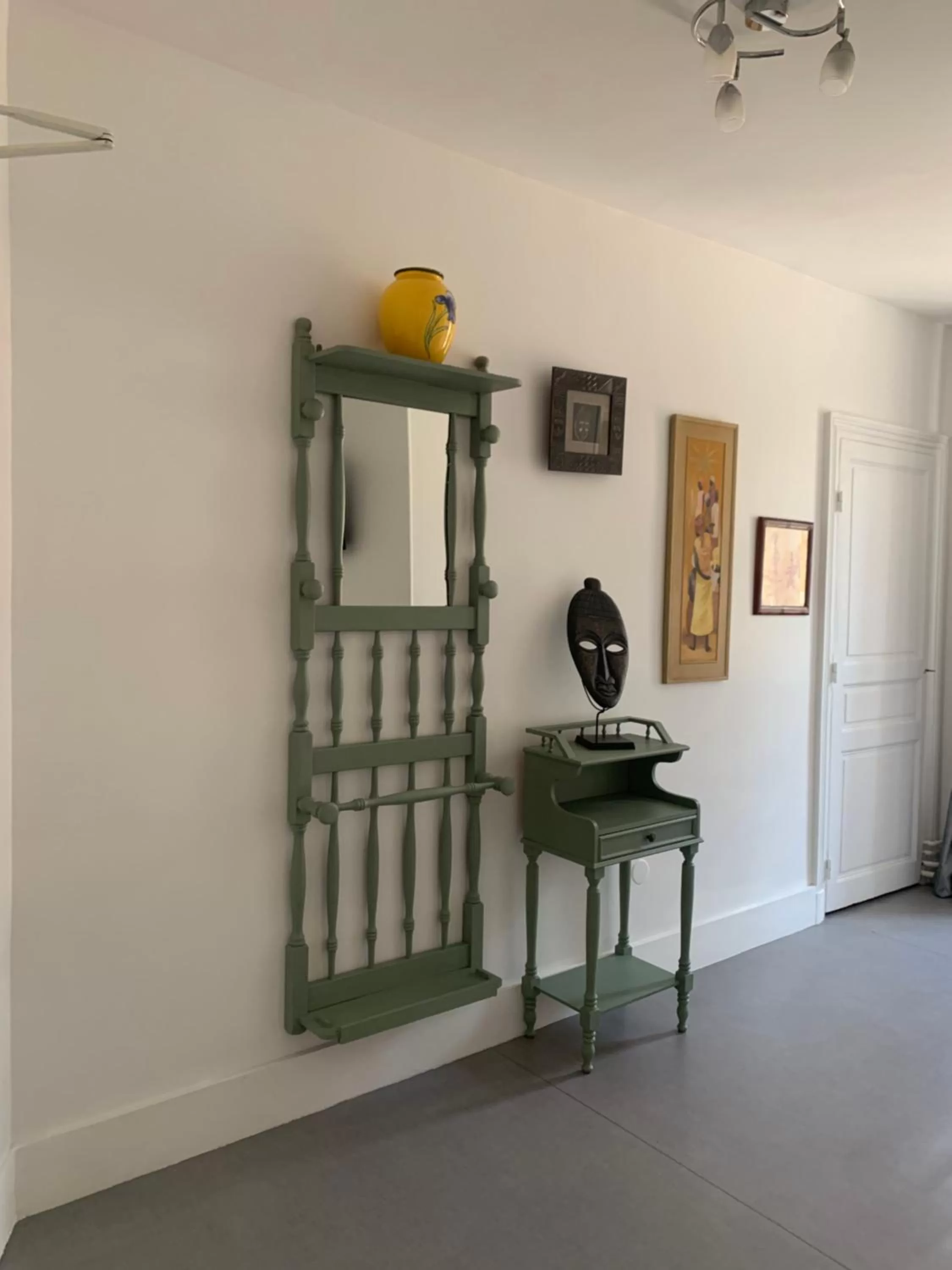 Seating area in Logis Hôtel Vuillot