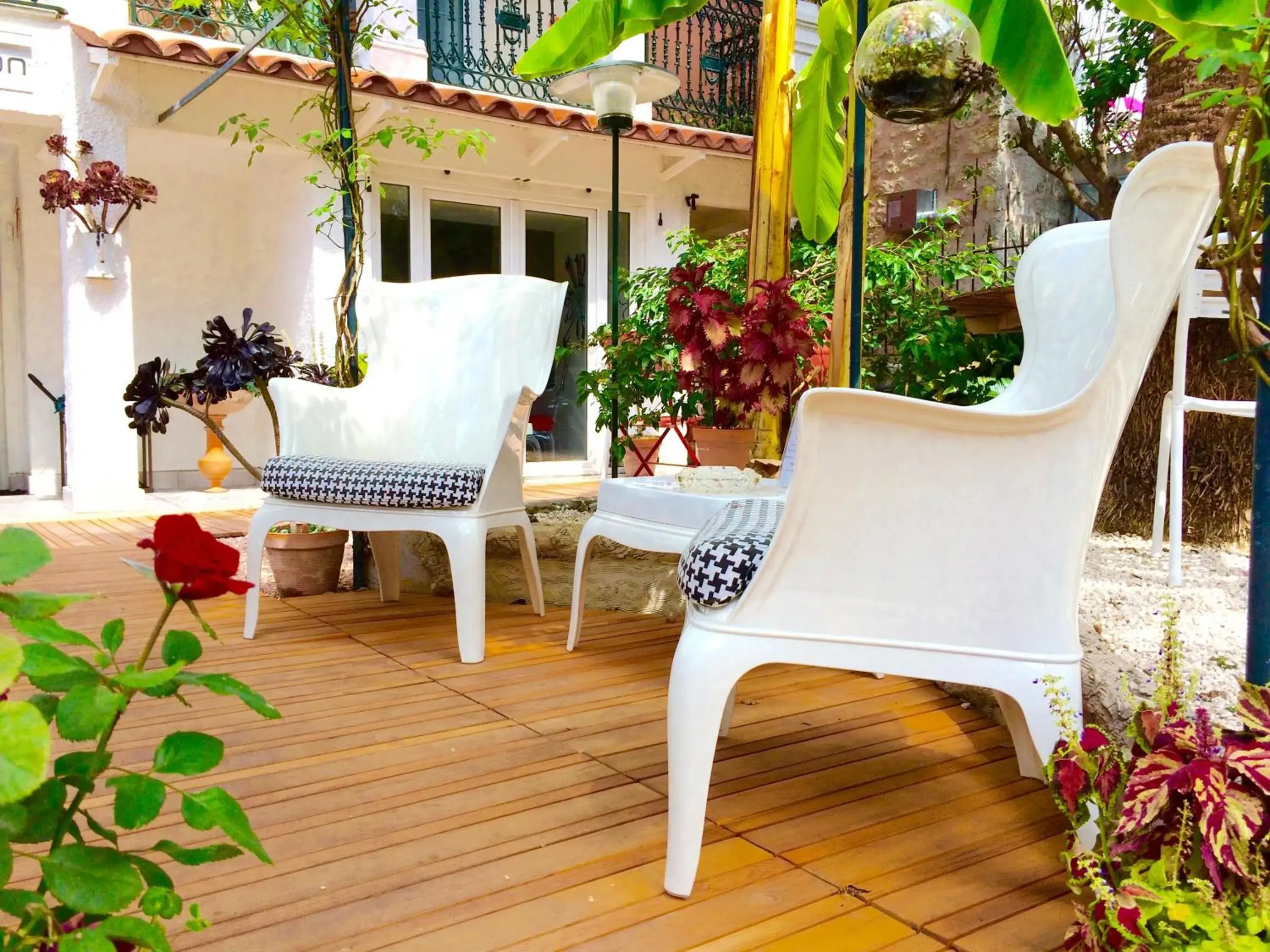 Facade/entrance, Seating Area in Hotel Villa Rose