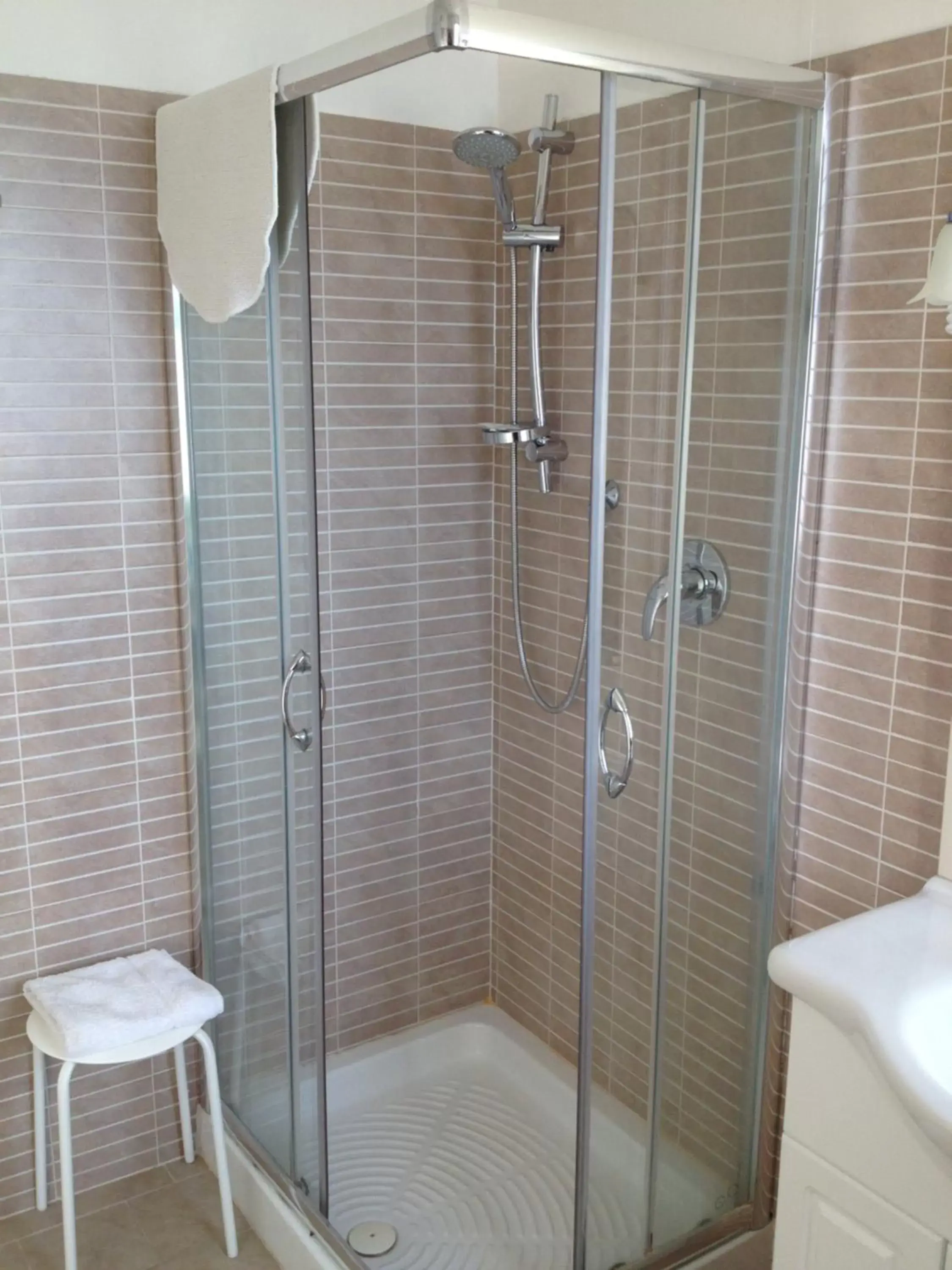 Shower, Bathroom in Via col Vento