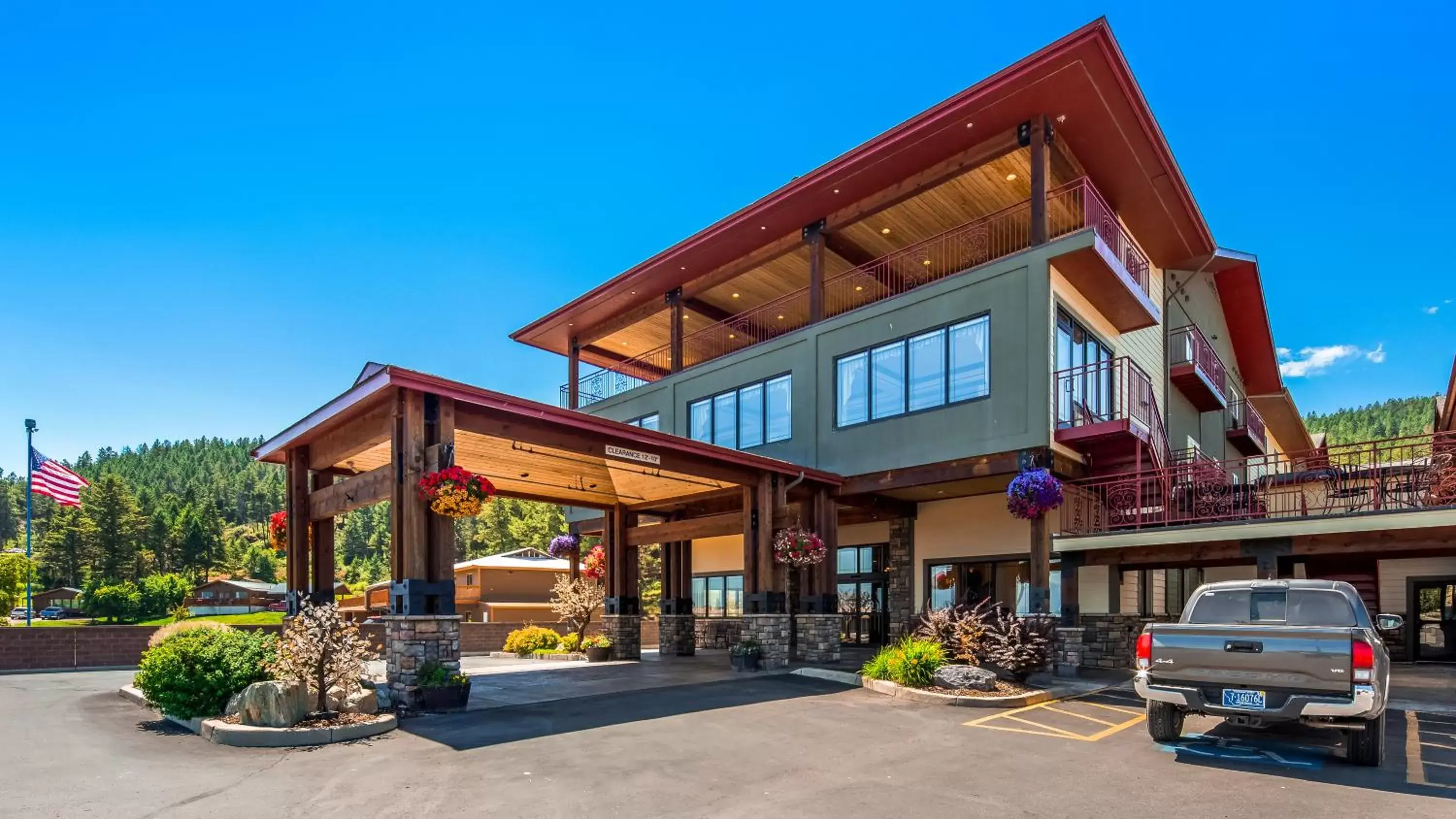 Facade/entrance, Property Building in Best Western Plus Flathead Lake Inn and Suites