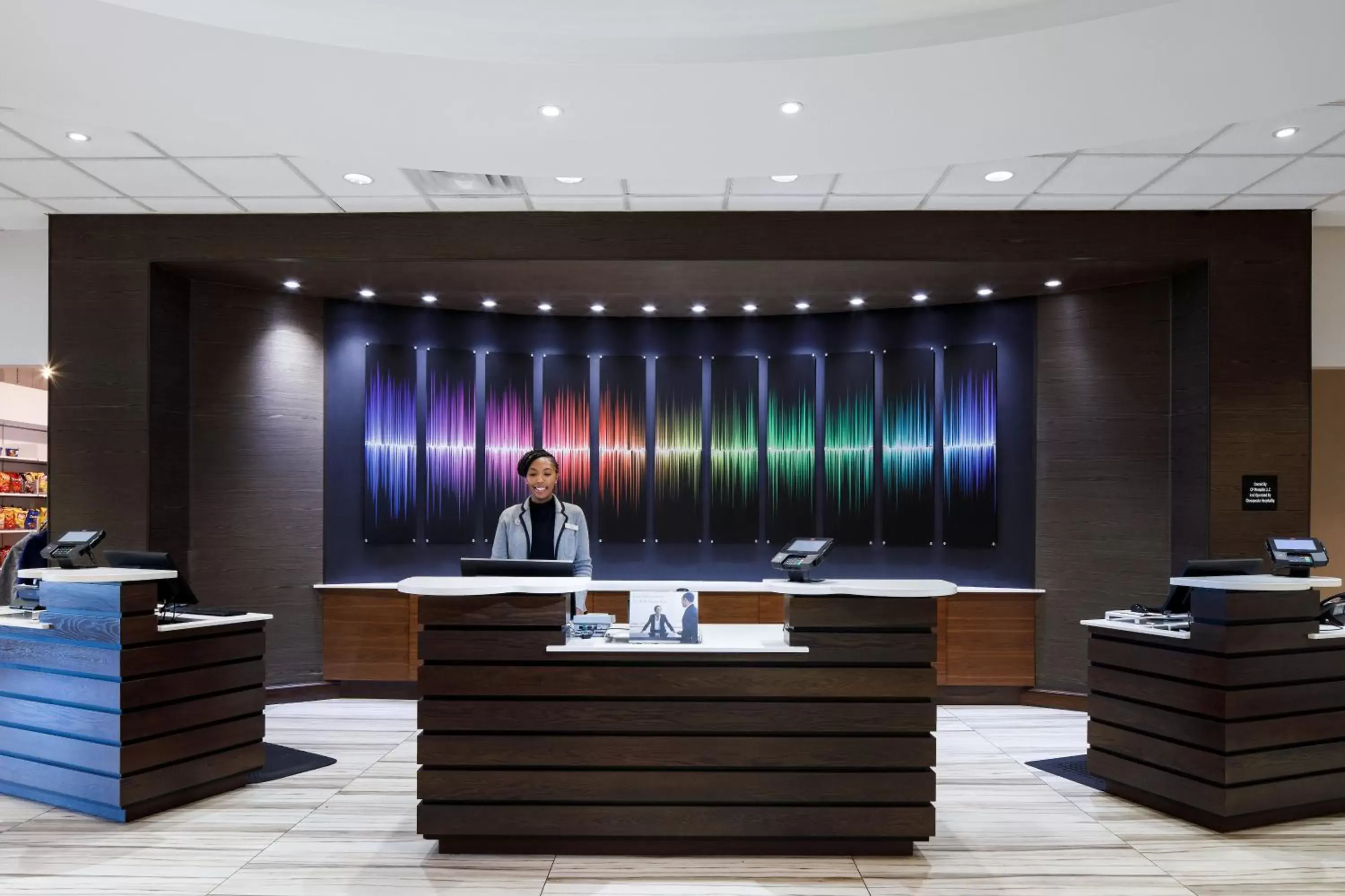 Property building in Crowne Plaza Memphis Downtown by IHG Property building in Crowne Plaza Memphis Downtown by IHG