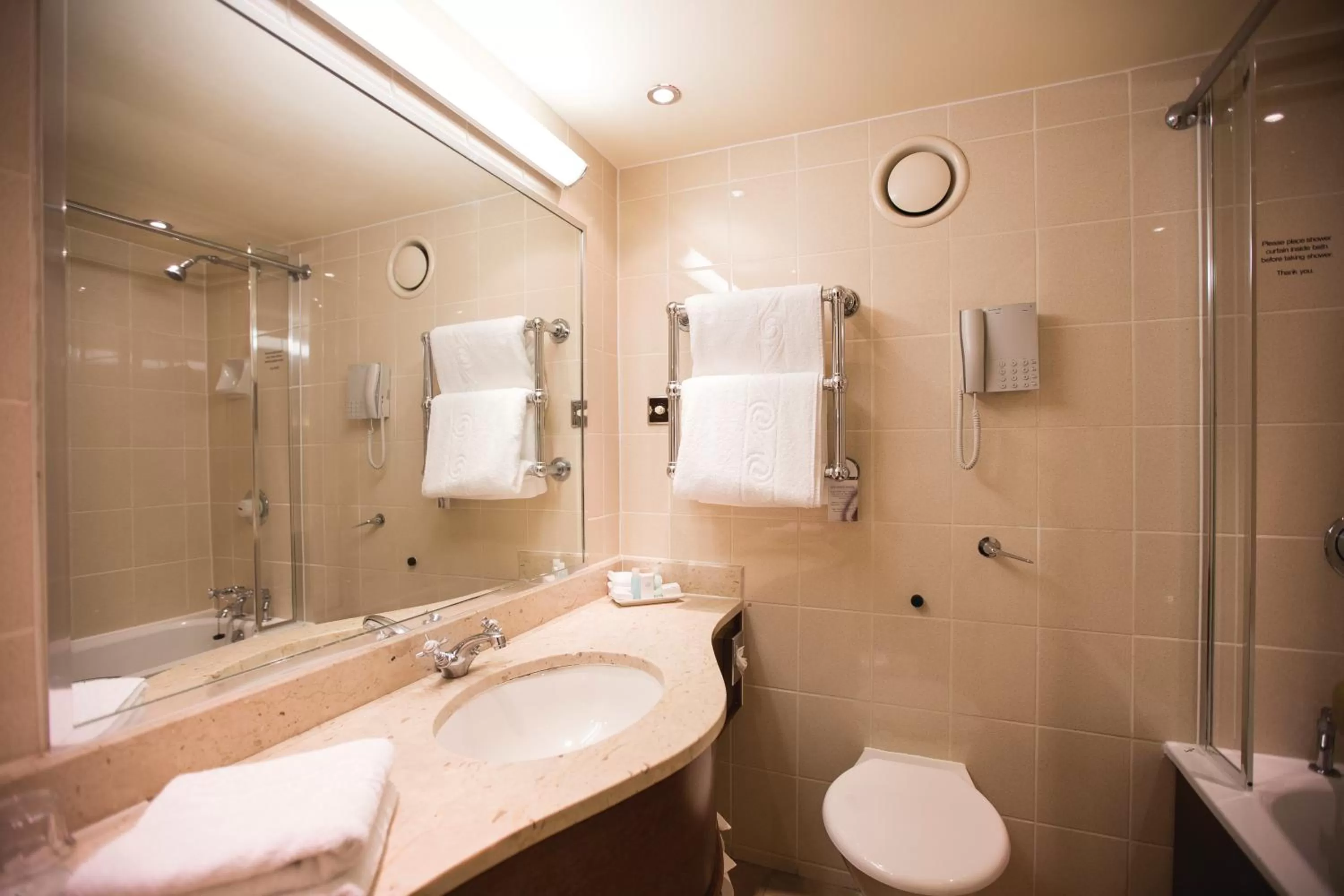 Bathroom in Kettering Park Hotel and Spa