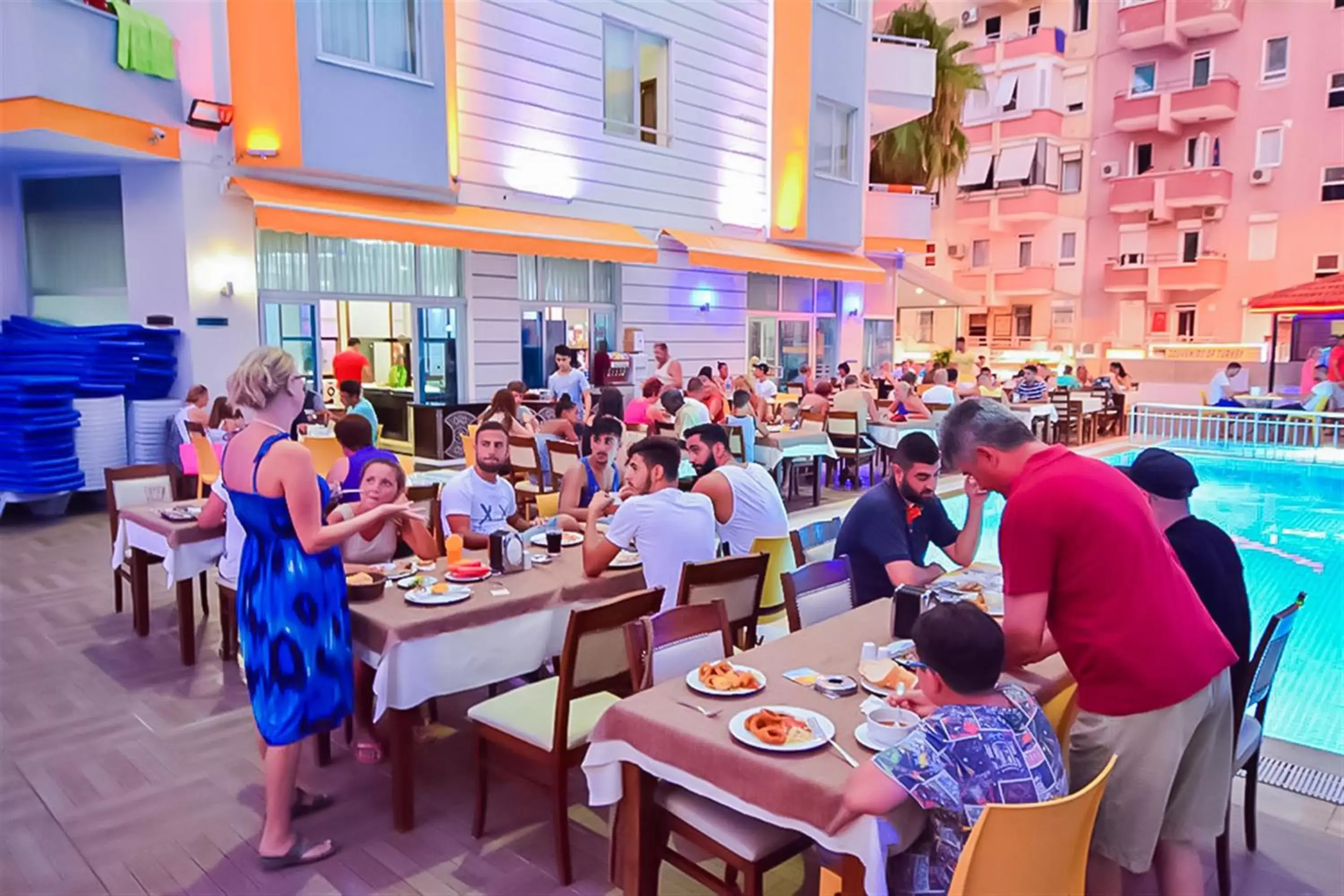 Restaurant/Places to Eat in Kleopatra Arsi Hotel