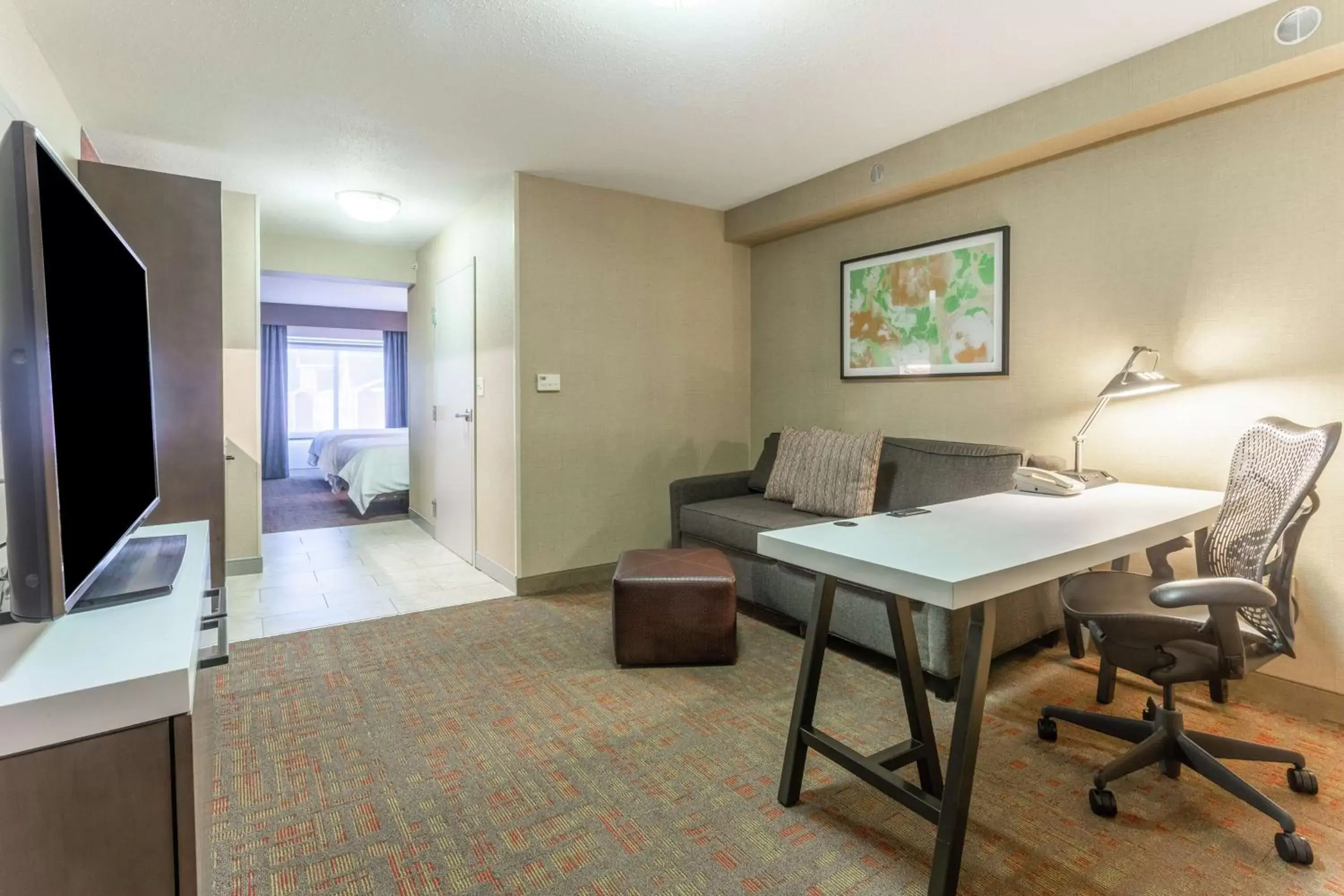 Bedroom, Seating Area in Hilton Garden Inn Chicago/Tinley Park