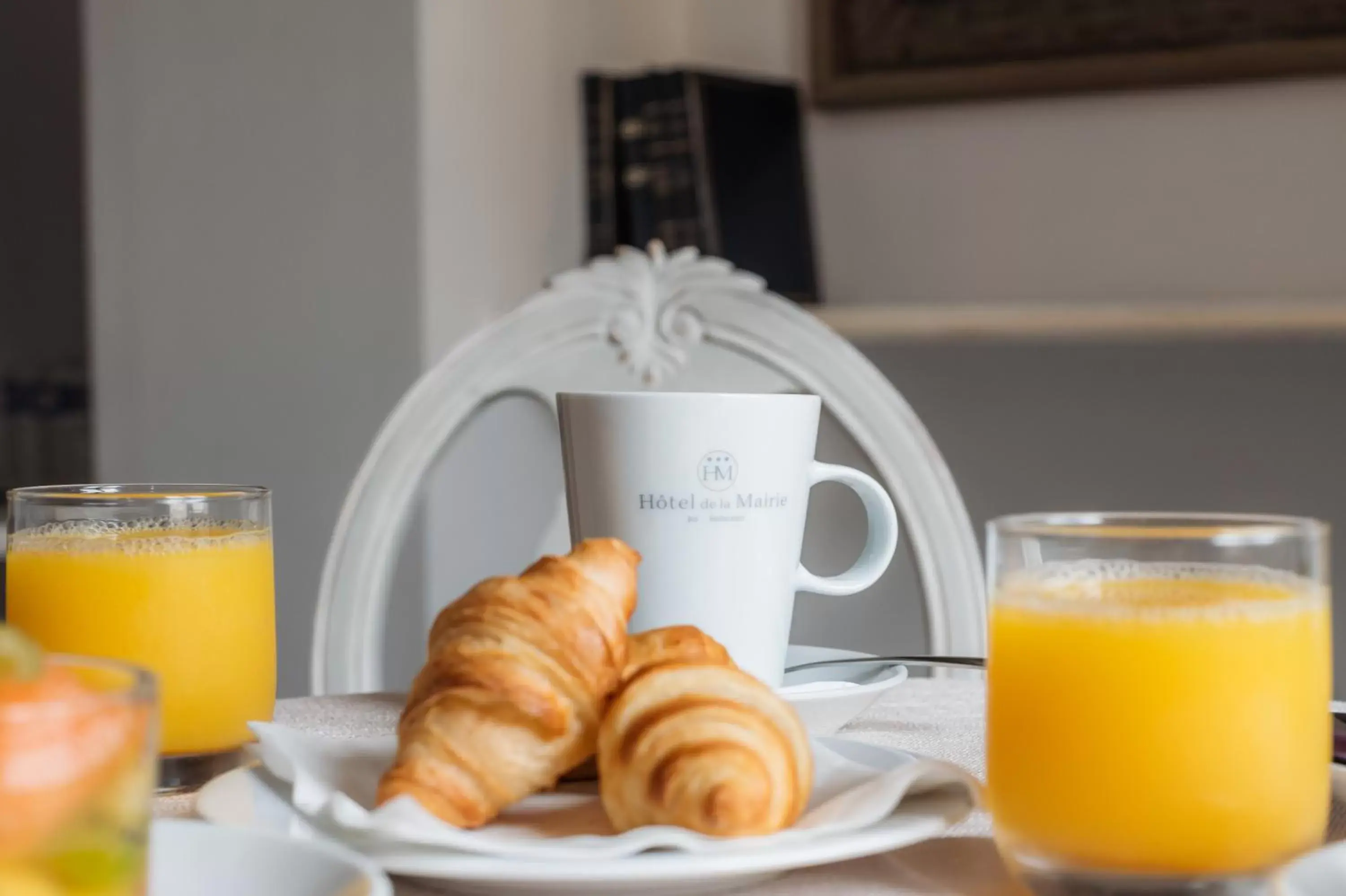 Food and drinks, Breakfast in Logis - Hotel De La Mairie