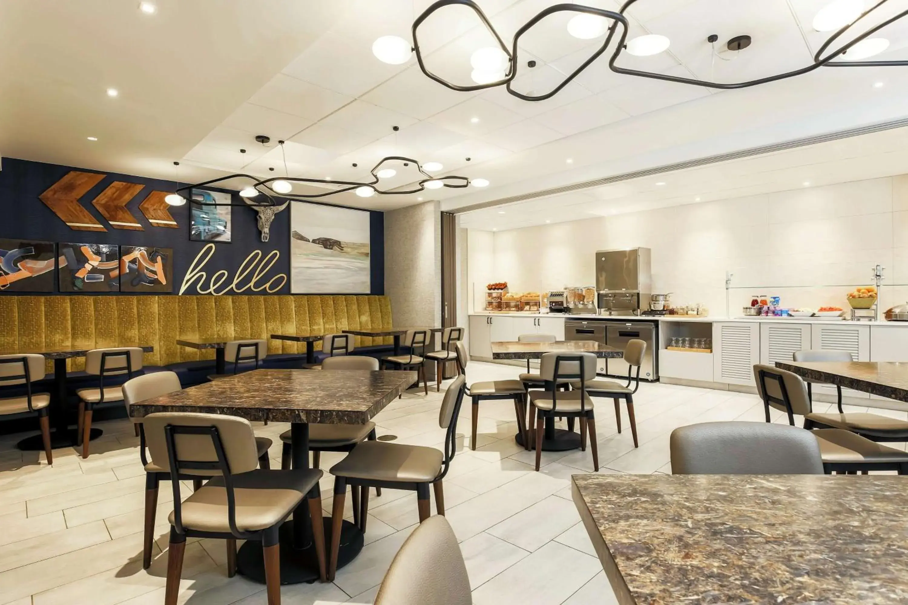 Breakfast, Restaurant/Places to Eat in DoubleTree by Hilton Austin-University Area