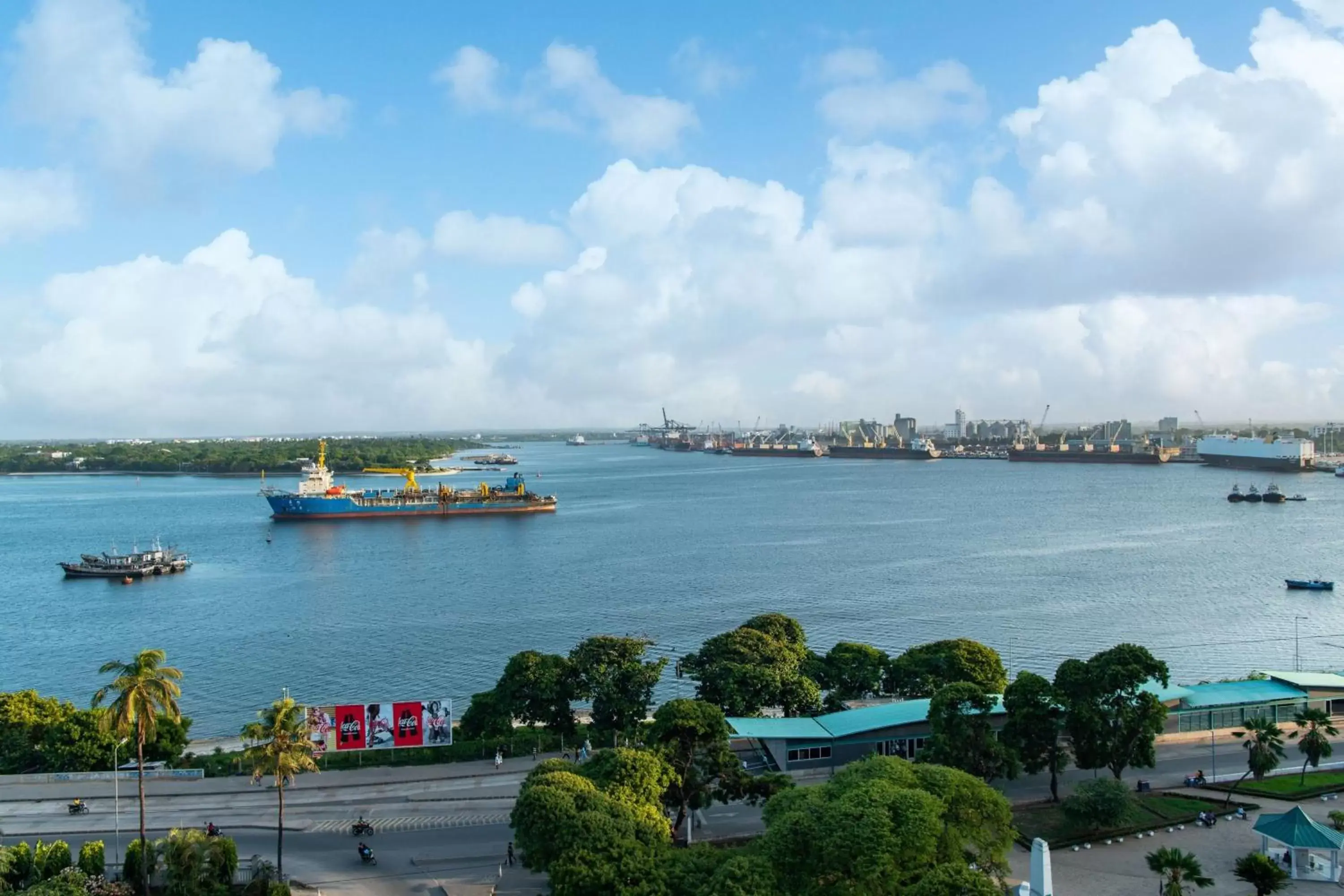Harbor View, 1 Bedroom Suite in Four Points by Sheraton Dar es Salaam New Africa Harbor View, 1 Bedroom Suite in Four Points by Sheraton Dar es Salaam New Africa