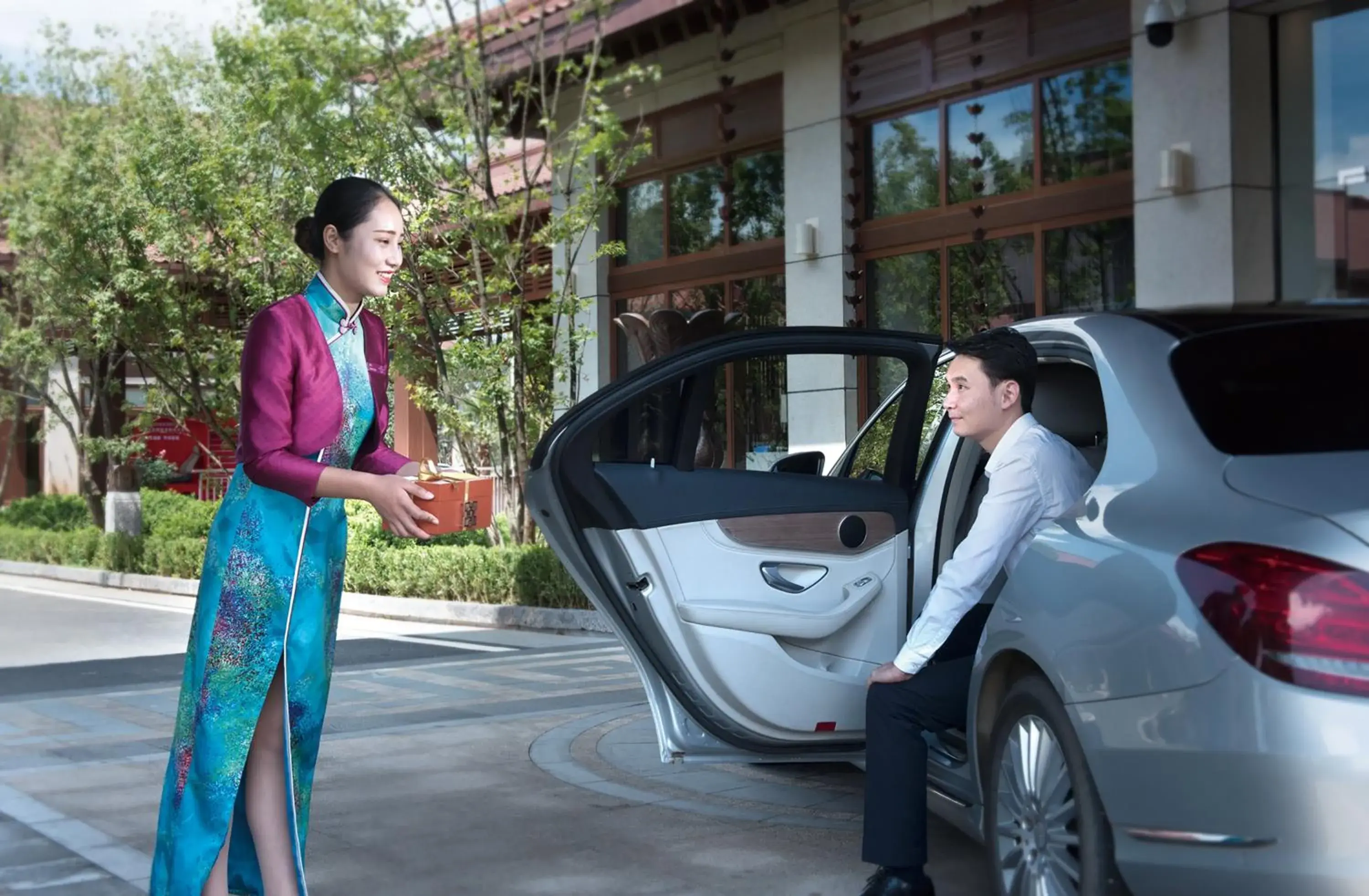 Property building in Crowne Plaza - Kunming Ancient Dian Town by IHG Property building in Crowne Plaza - Kunming Ancient Dian Town by IHG