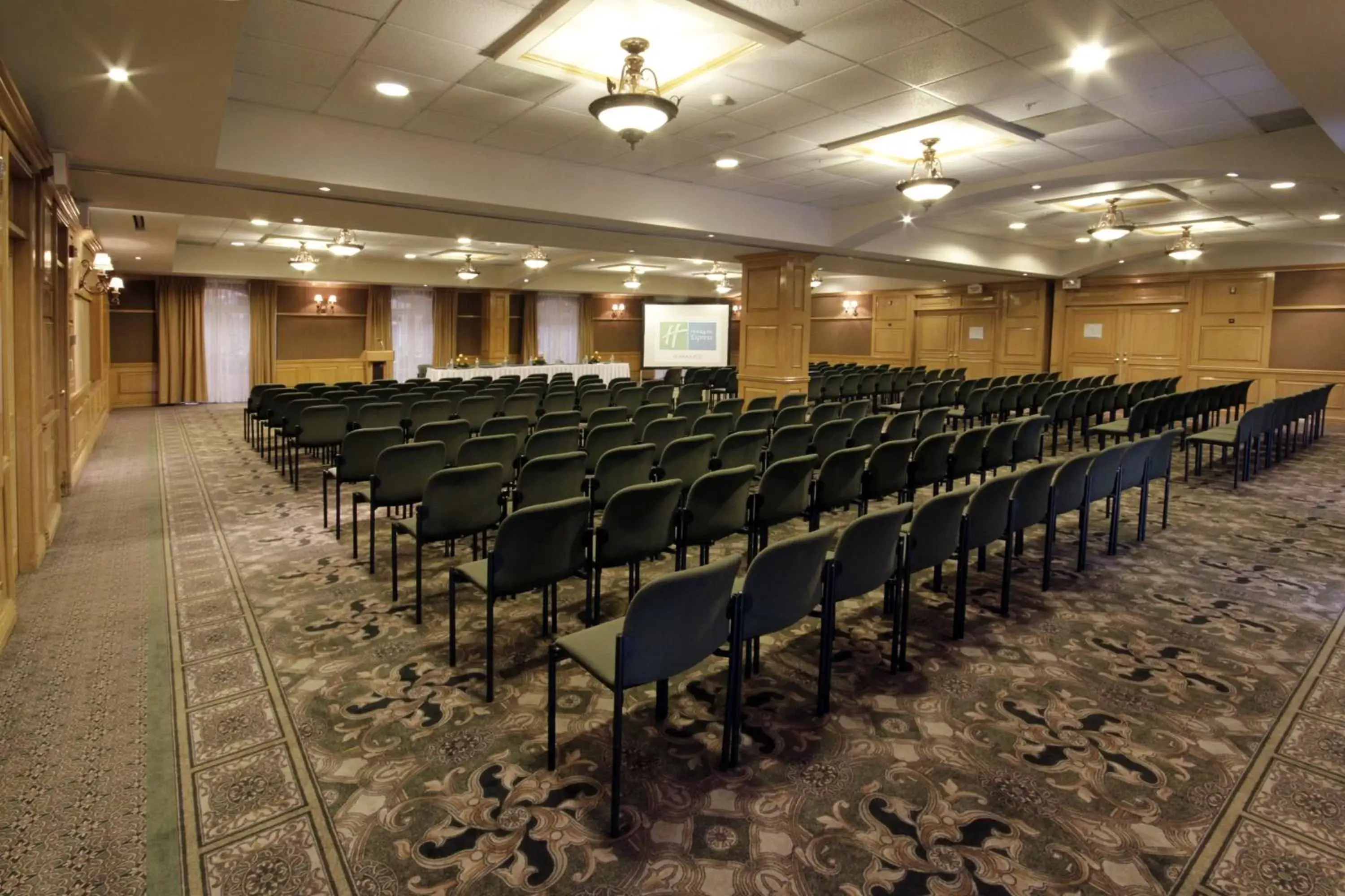 Meeting/conference room in Holiday Inn Express Guanajuato, an IHG Hotel