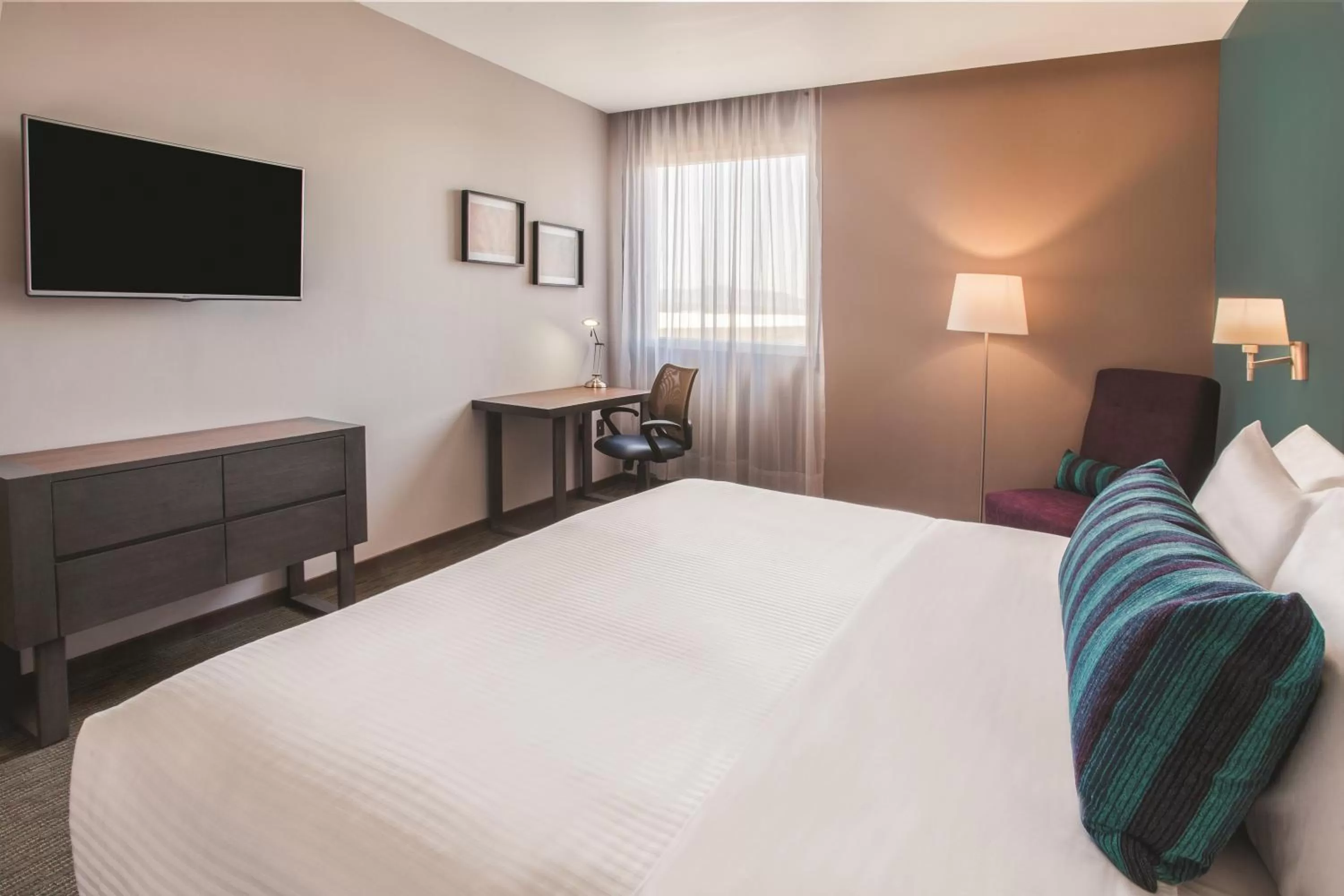 Bedroom, Bed in La Quinta by Wyndham Aguascalientes