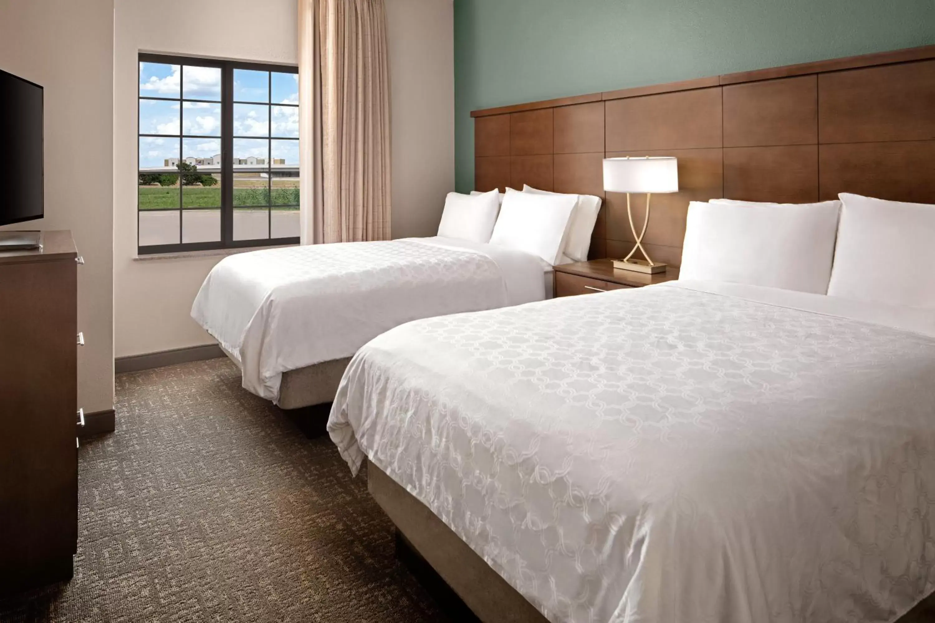 Photo of the whole room, Bed in Staybridge Suites West Fort Worth, an IHG Hotel