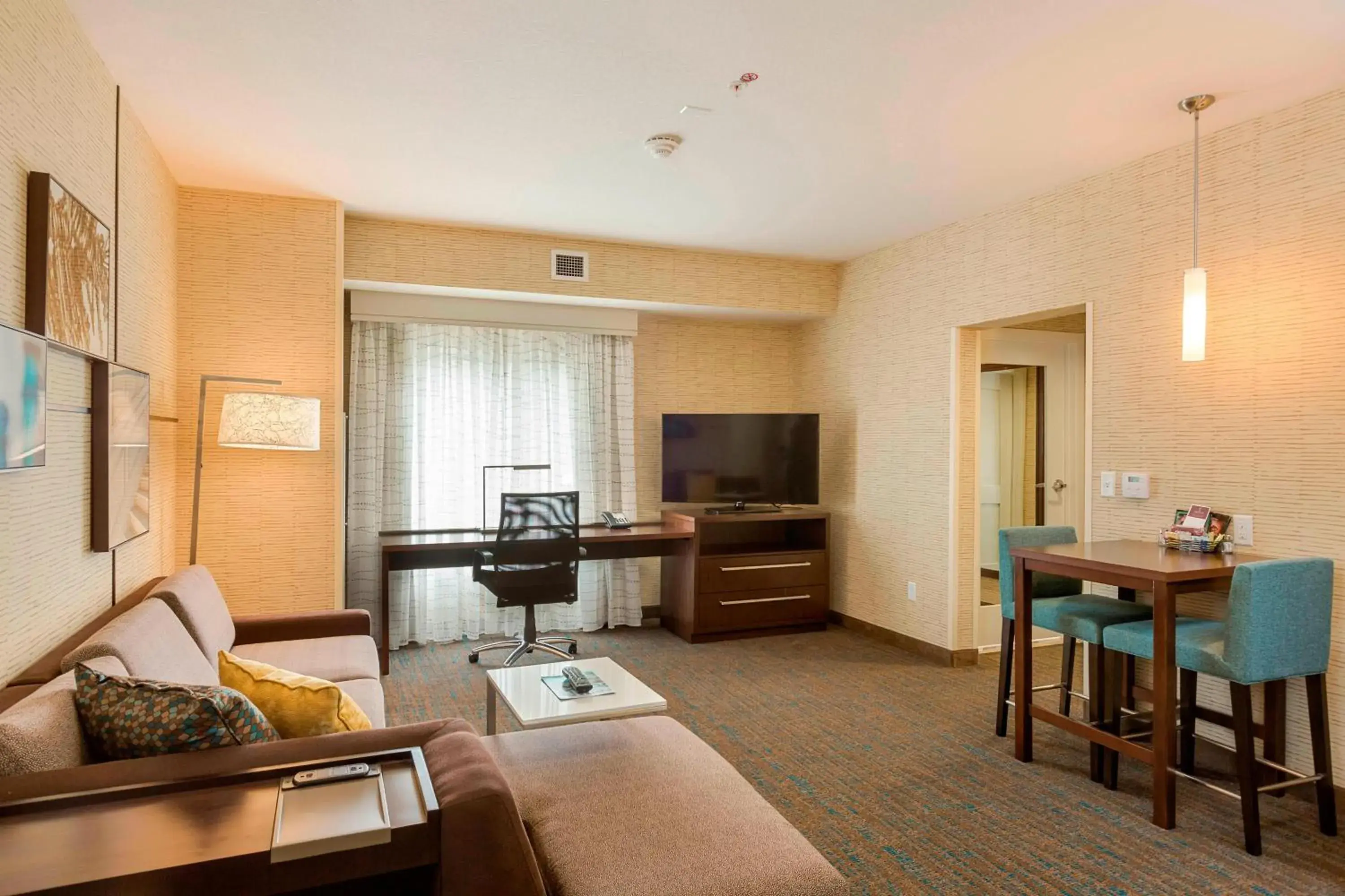 Living room, Seating Area in Residence Inn by Marriott Portland Hillsboro/Brookwood