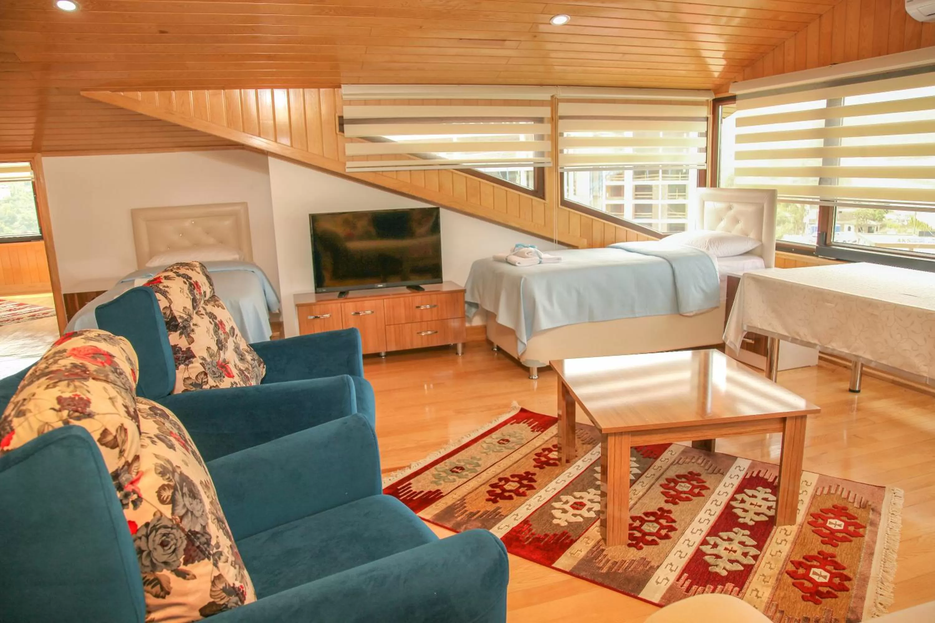 Photo of the whole room in Royal Inn Seza Residence