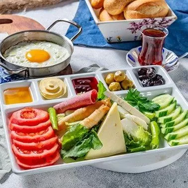 Breakfast in Summer Life Villa Apart