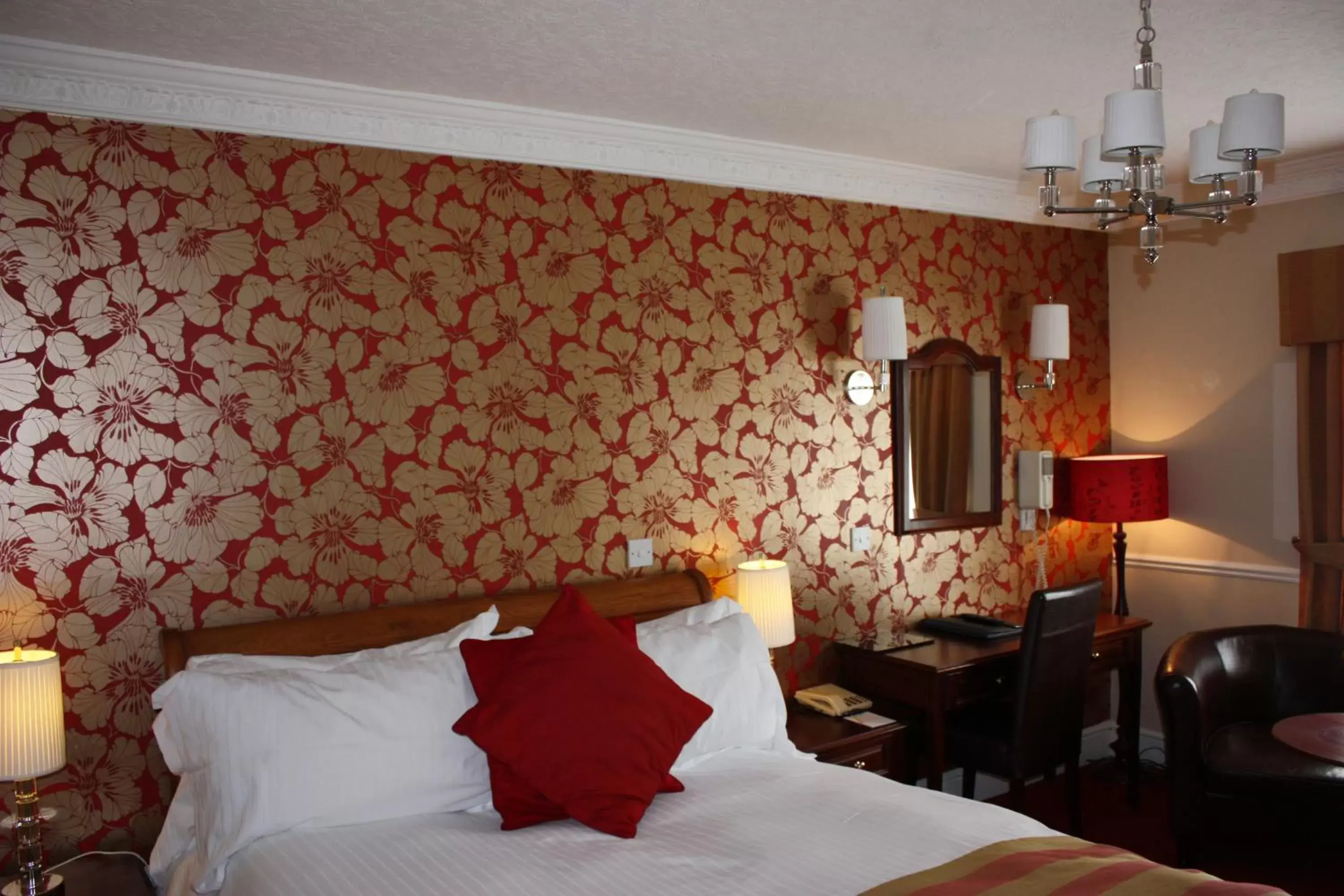 Bed in Brackenborough Hotel