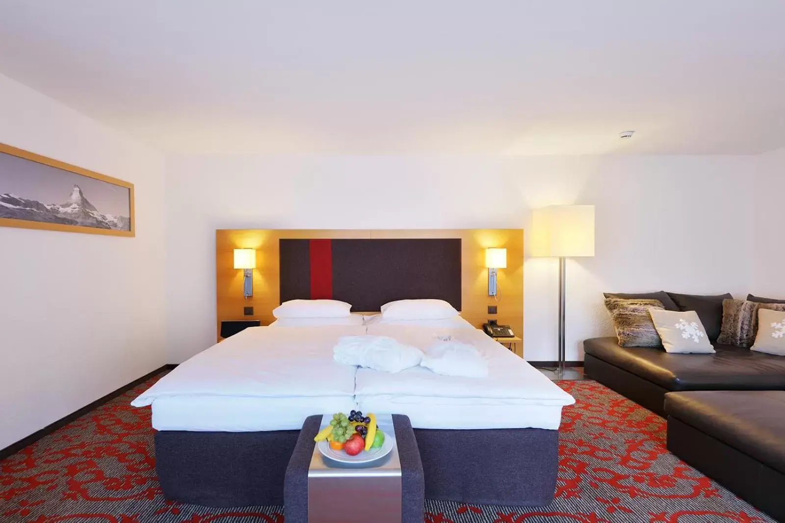 Bed in Hotel Garni Testa Grigia
