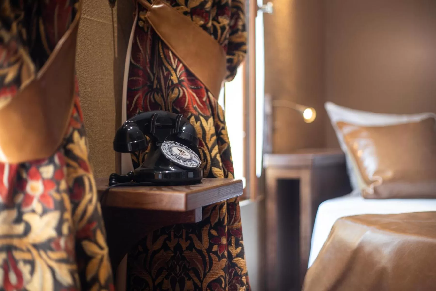 Decorative detail, Bed in Le Temple De Jeanne